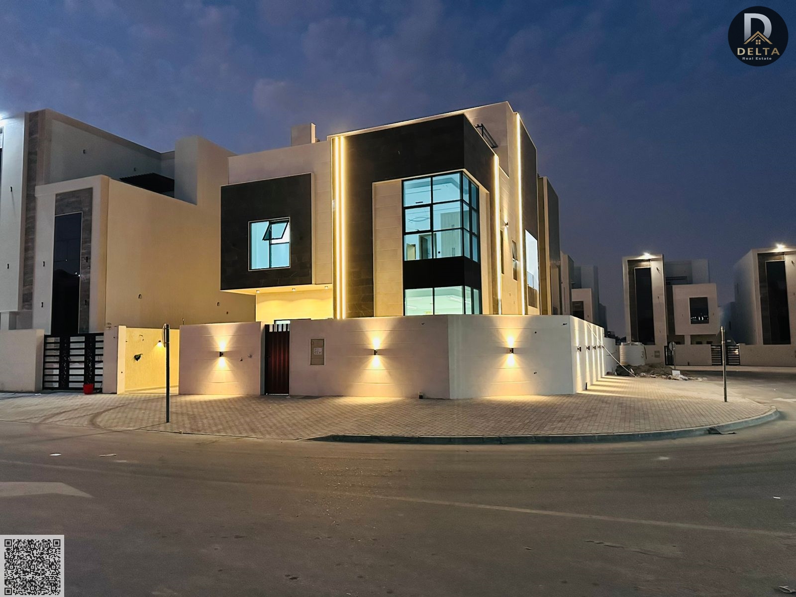 For sale: Corner villa with a modern design and an elegant facade in Al-Haliou 2 area. The villa has a large setback in front, and the price includes
