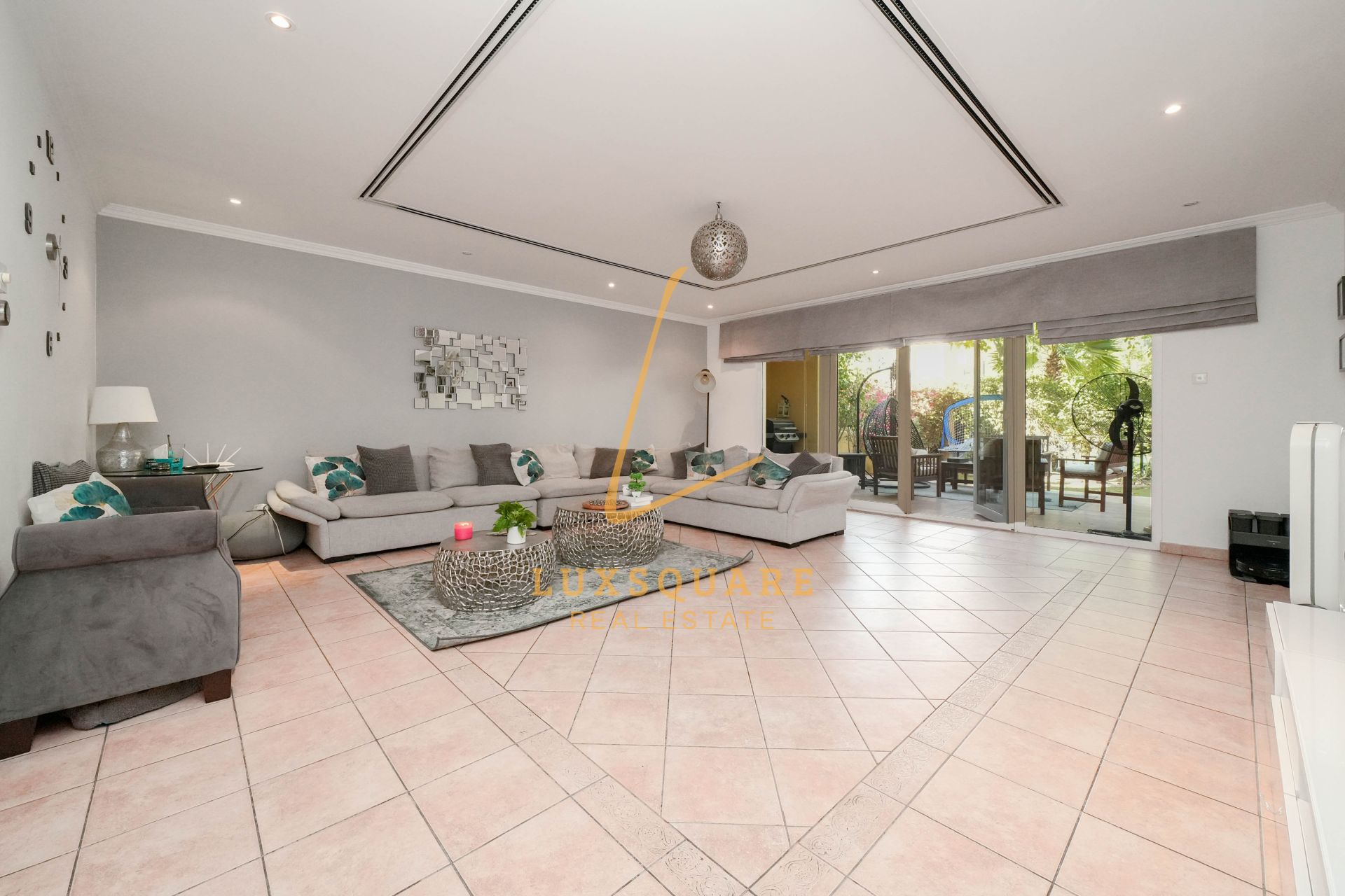Stunning 3BR+Study I Spacious I Well Maintained