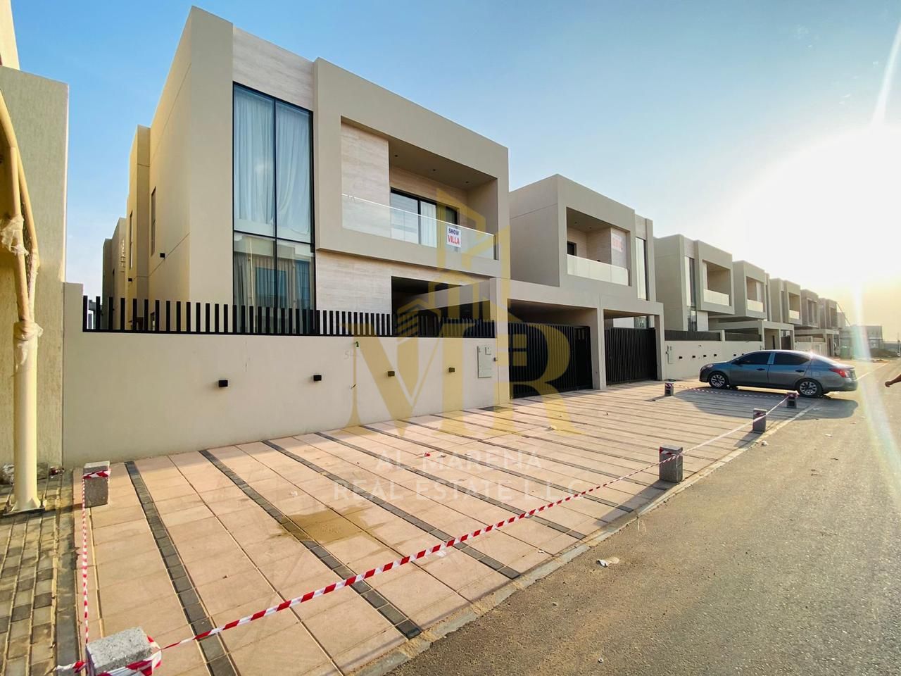 Exceptional Opportunity to Own a Hotel-Finished Villa in a Prime Location Near Sheikh Mohammed Bin Zayed Road – Freehold for All Nationalities