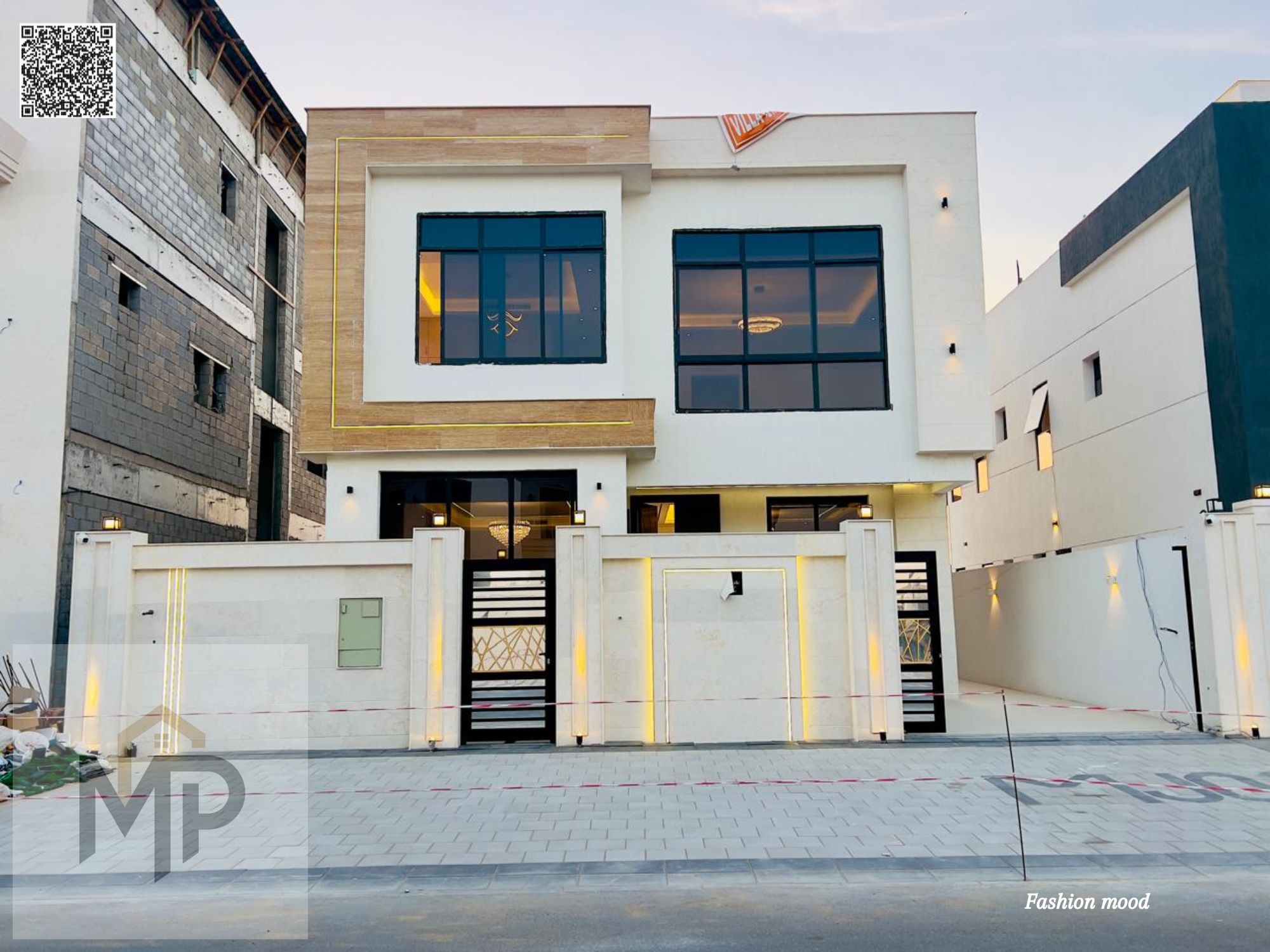 Villa for sale | ajman| al helio2 area | 5 master rooms, majlis, 2 halls, maid room, roof| freehold | 0 registration fees | negotiable price.