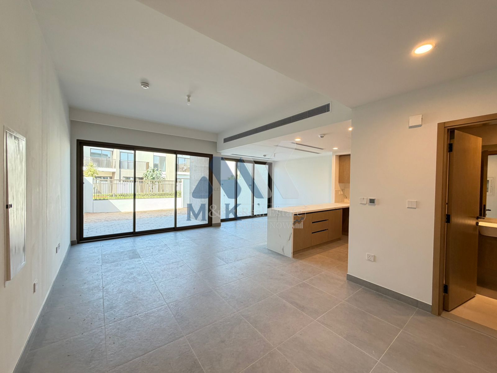 Brand New / 3 BR w Maids Room / Ready Now