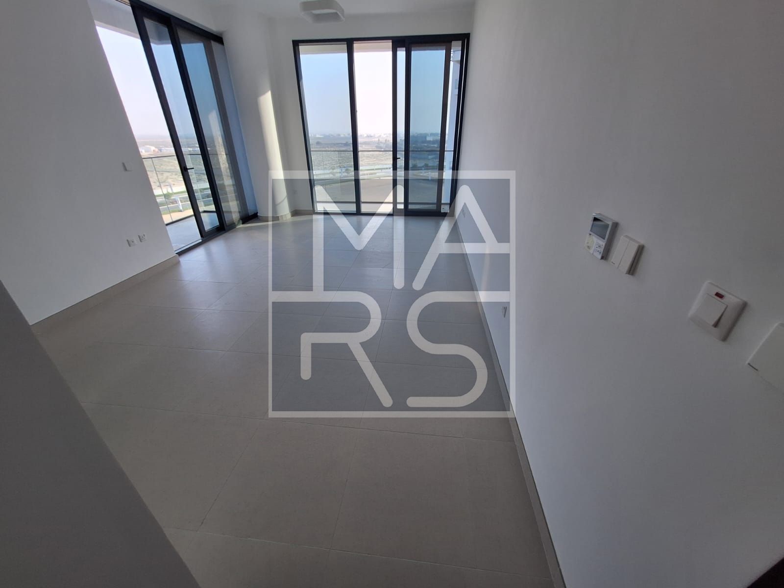 Ajmalmakan – Spacious 1BHK | 930 sqft | AED 55,000