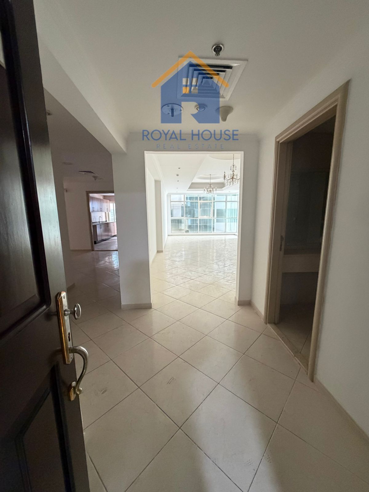 Three rooms and a side lounge, Al Anwar Tower