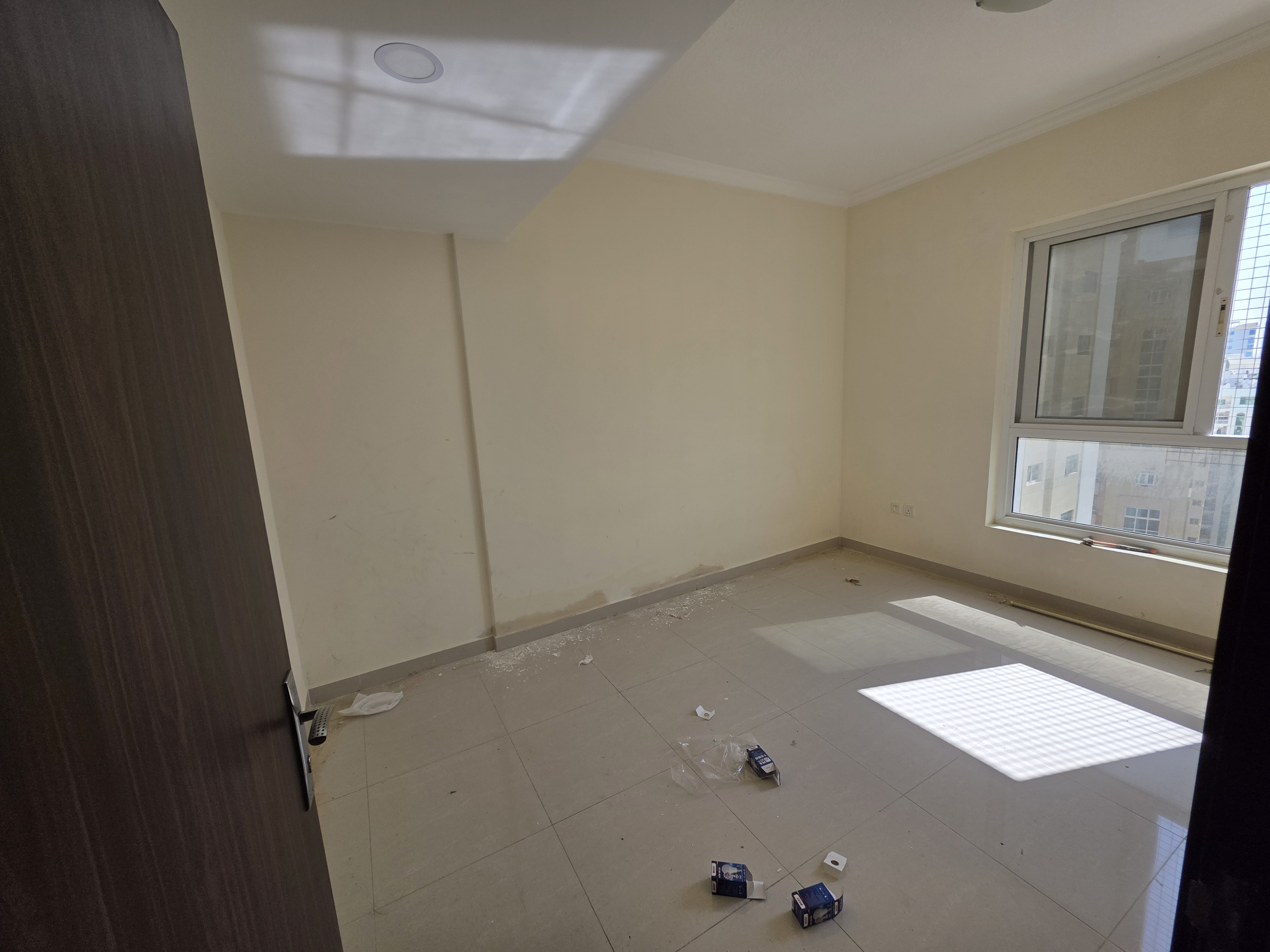 New building//free building parking//2bhk with 3 washroom