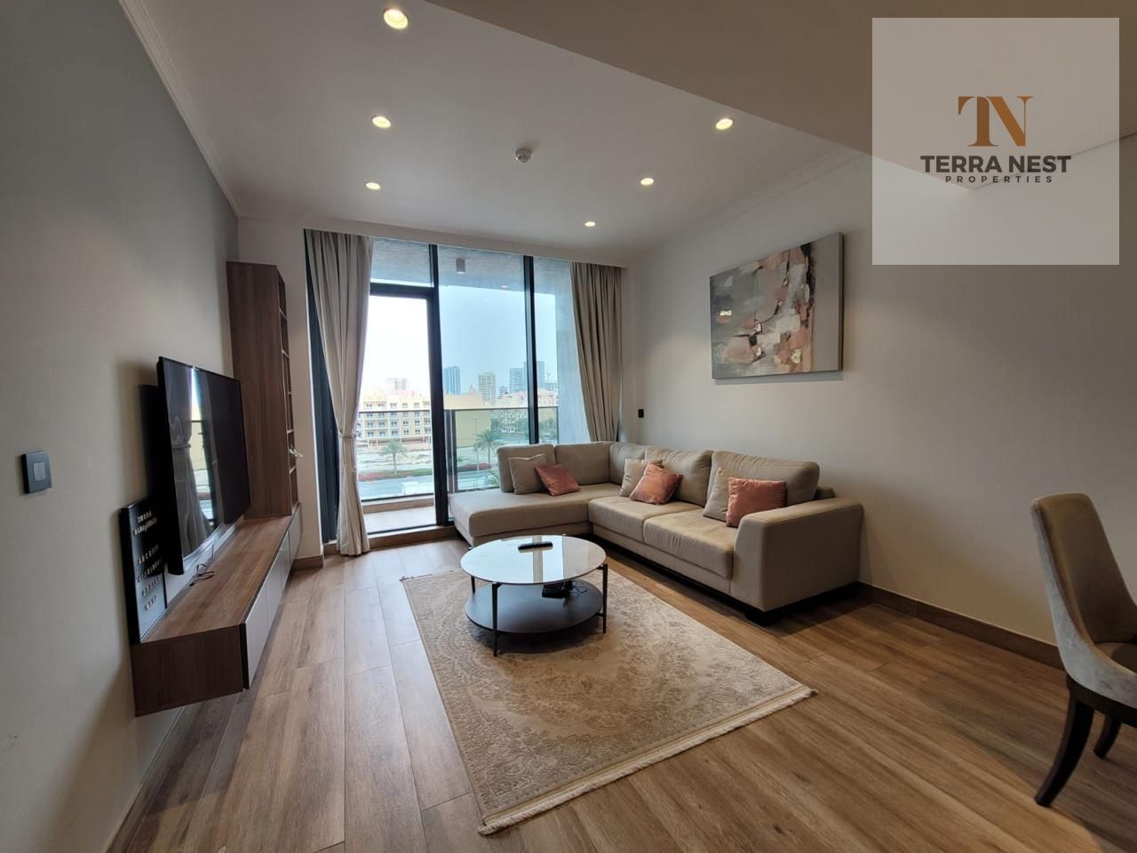 LUXURIOUSLY FURNISHED 1 BR | MODERN LAYOUT | SPACIOUS