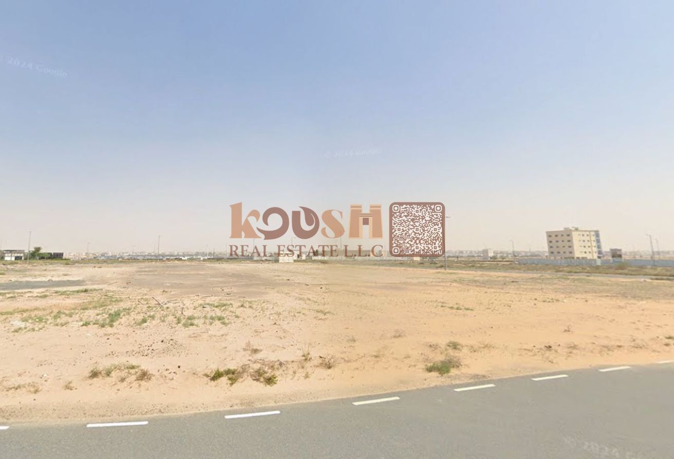 Easy access to main roads with full operational support