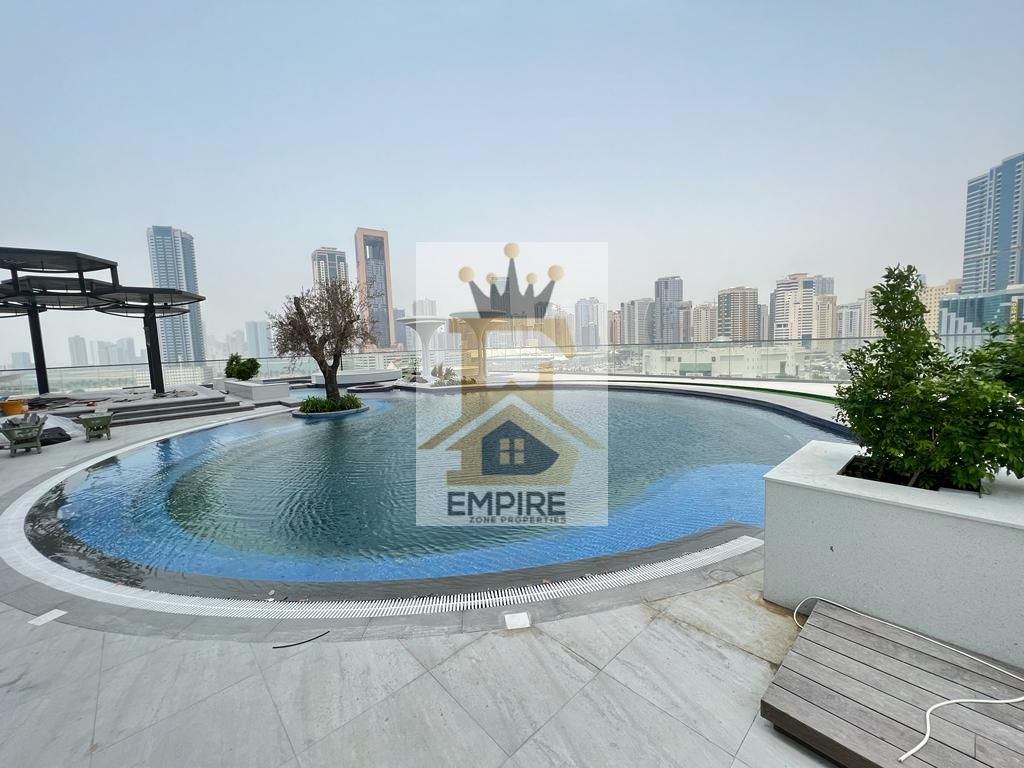 Fully glass sea view,,gym&poolfree,,huge balcony,,Spacious hall,,master bedroom with cabinets