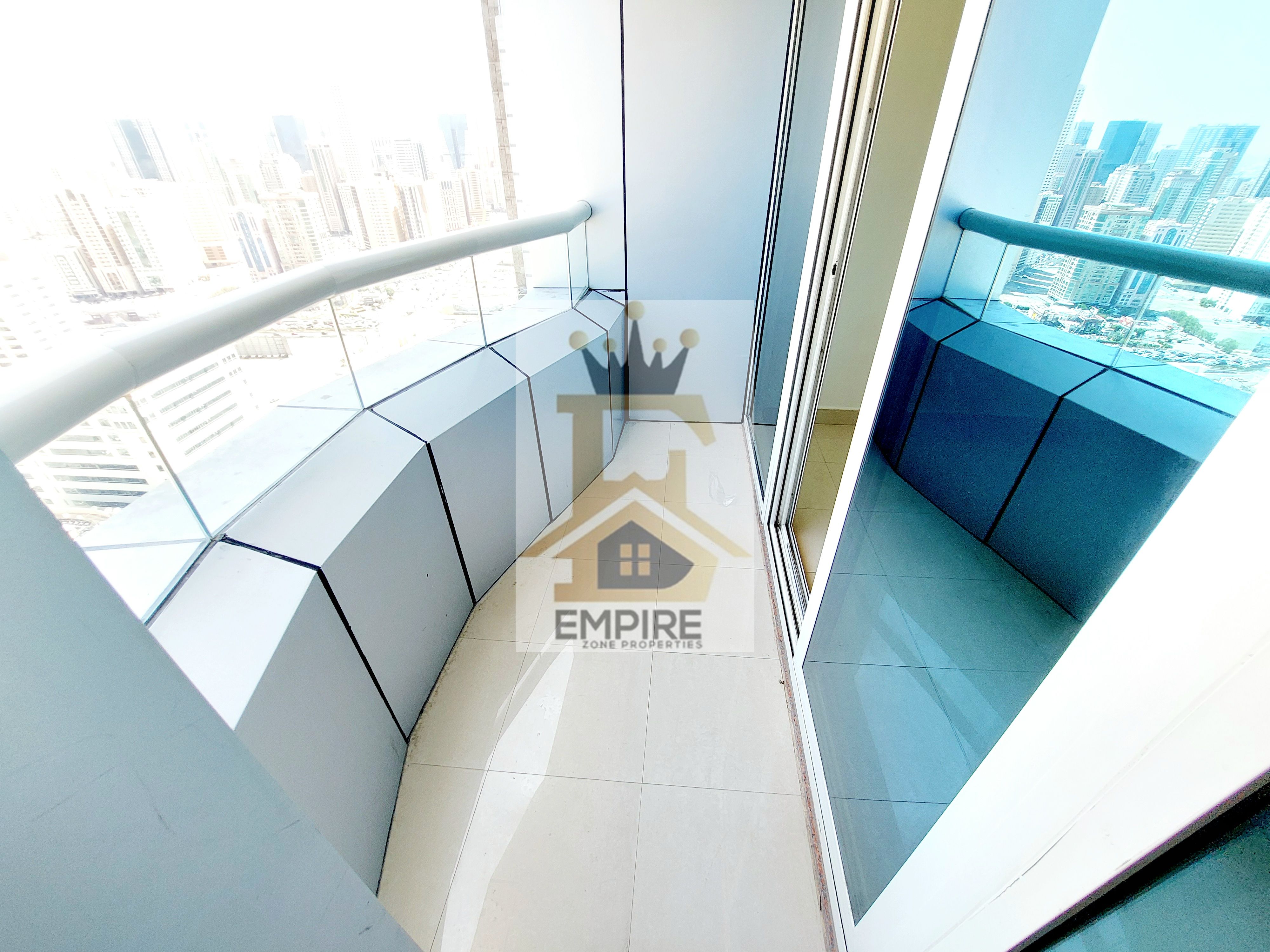 Hot offer ,,spacious living,,balcony,,bright,,prime location,,master bedroom
