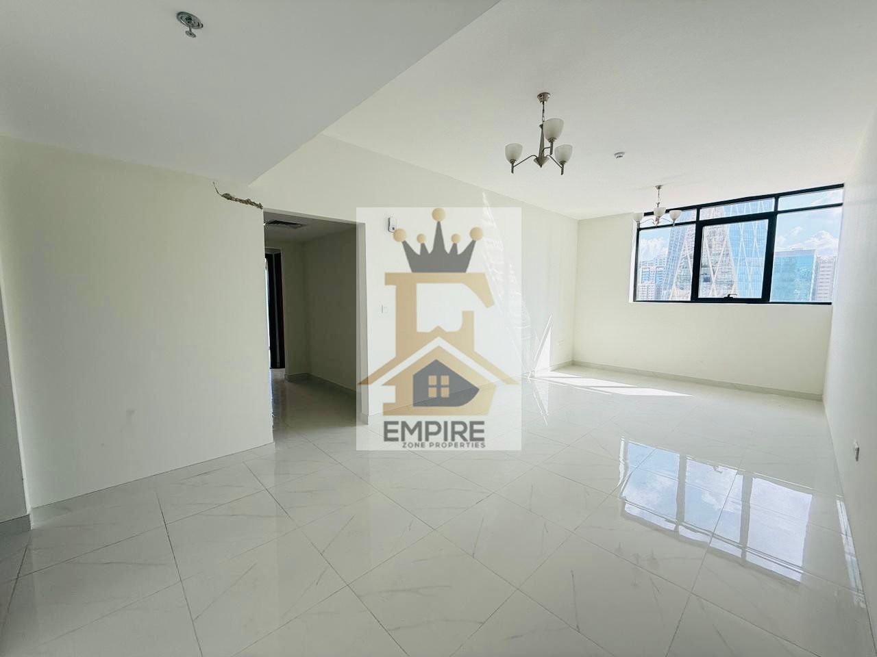 Brand new 2 master bedroom parking free fully open bright prime location