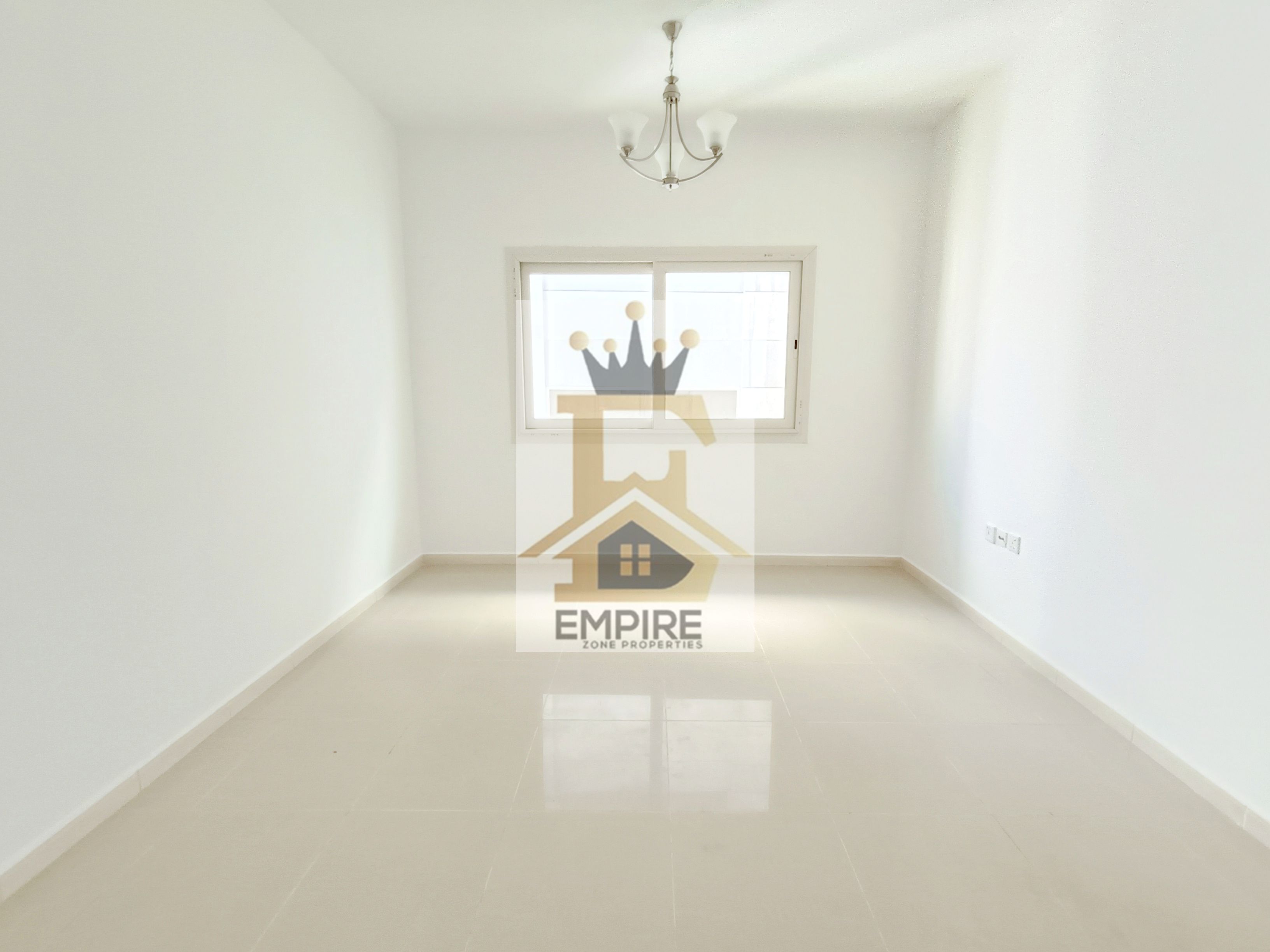 Specious bright Apartment With Master bedroom 2 bathroom with Gym free maintenance free Exit Too Dubai very Easy near Mosque Near Shopping Mall