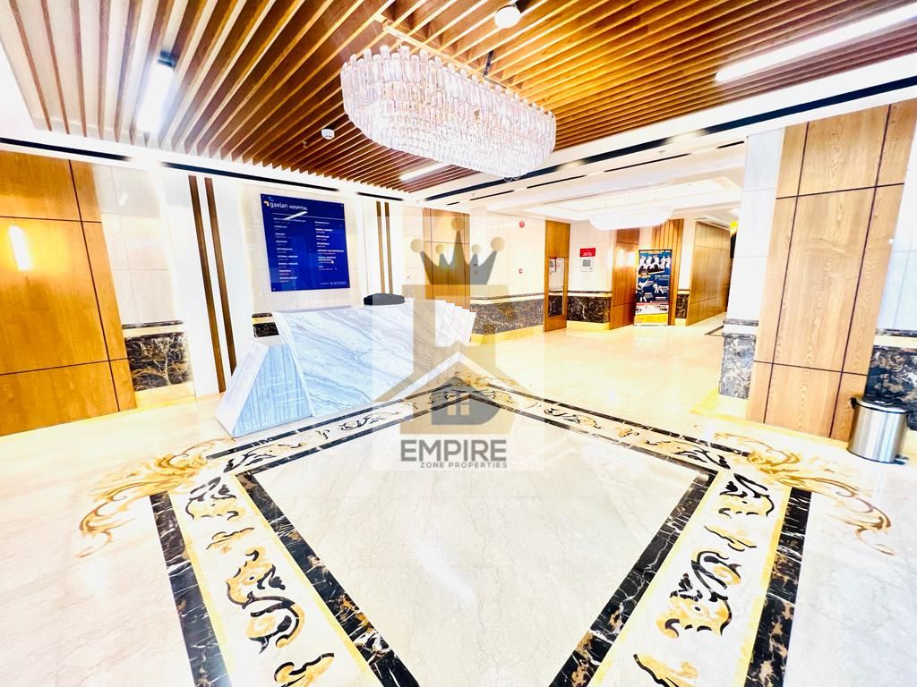 One Month Specious bright Office With selling Exit Too Dubai very Easy Main Street Just in 45k