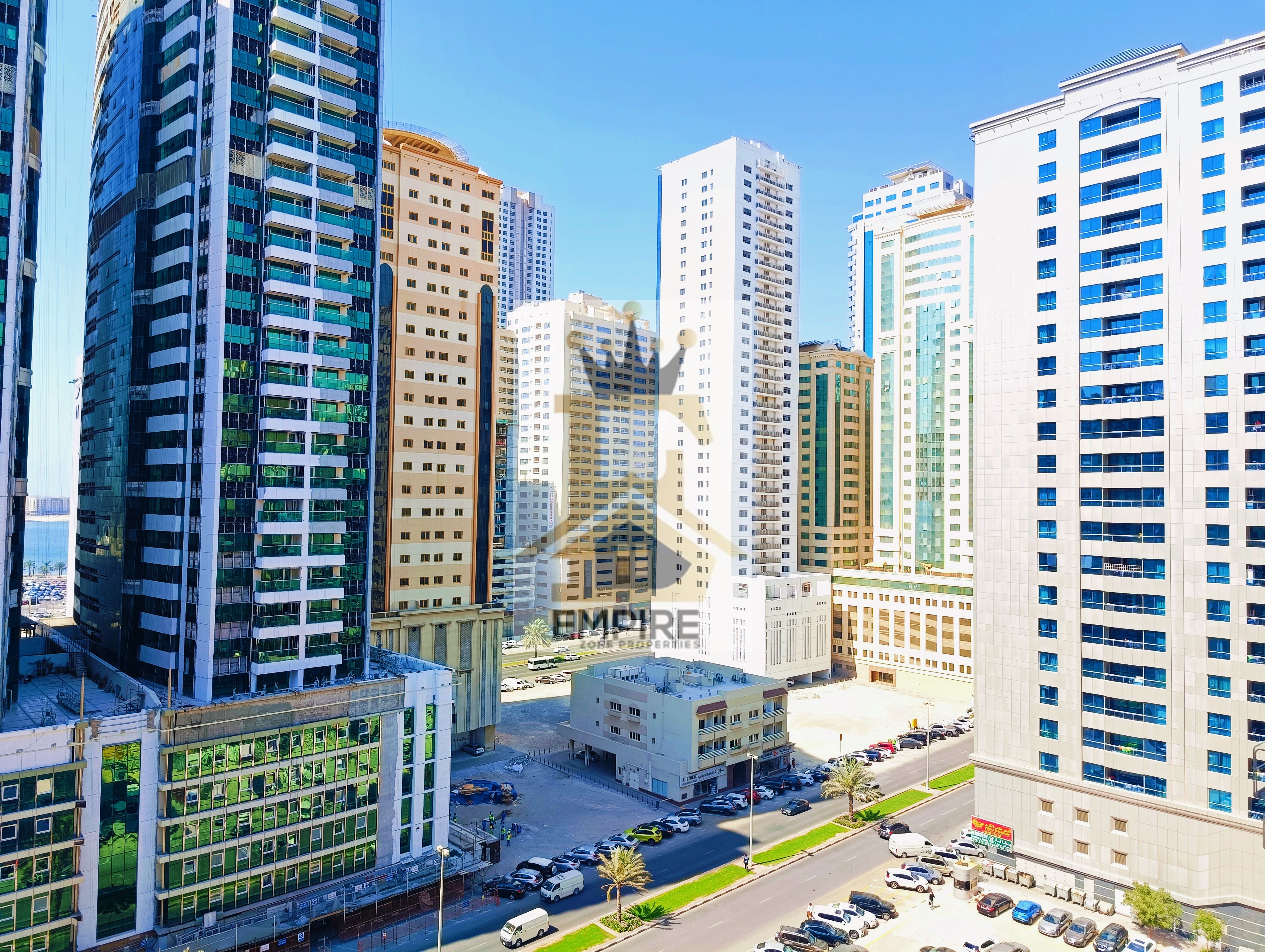 Open View Specious bright Apartment With Master bedroom Wardrobe with balcony Exit Too Dubai very Easy Near Mosque Near Shopping Mall
