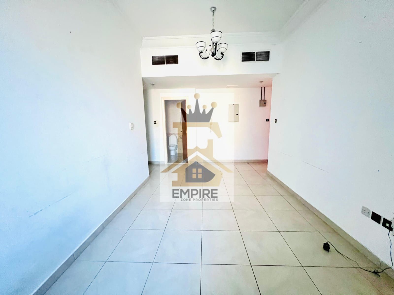 Open view big space special apartment gym and pool free maintenance free