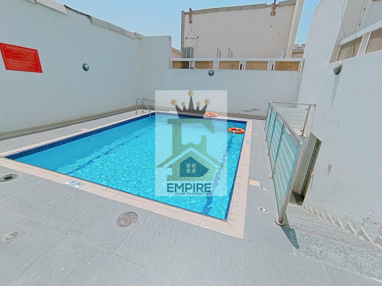 Full open view big space wardrobe maintenance gym pool play area free