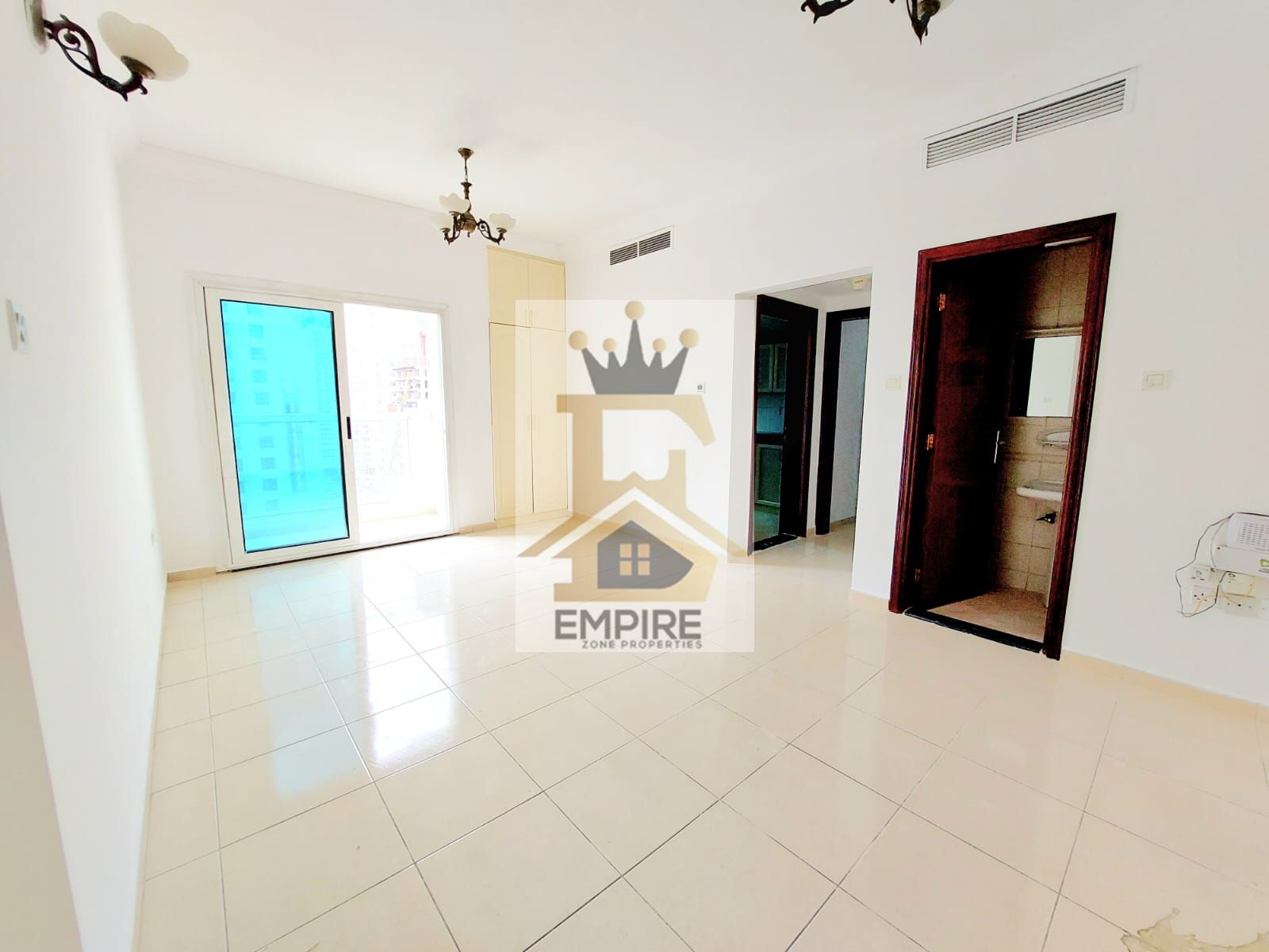 Open view big space master room, balcony wardrobe maintenance free
