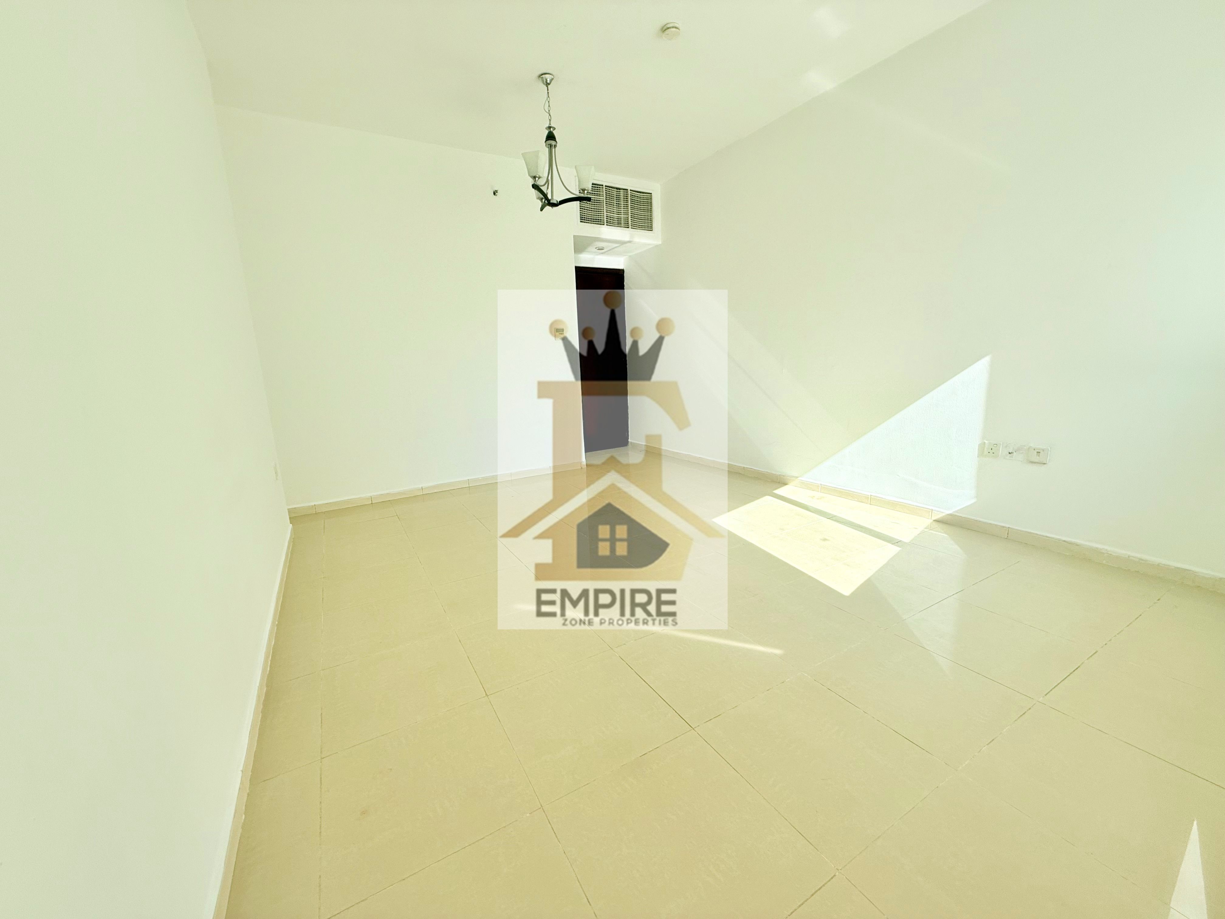 Prime location. Close to duba. Gym.