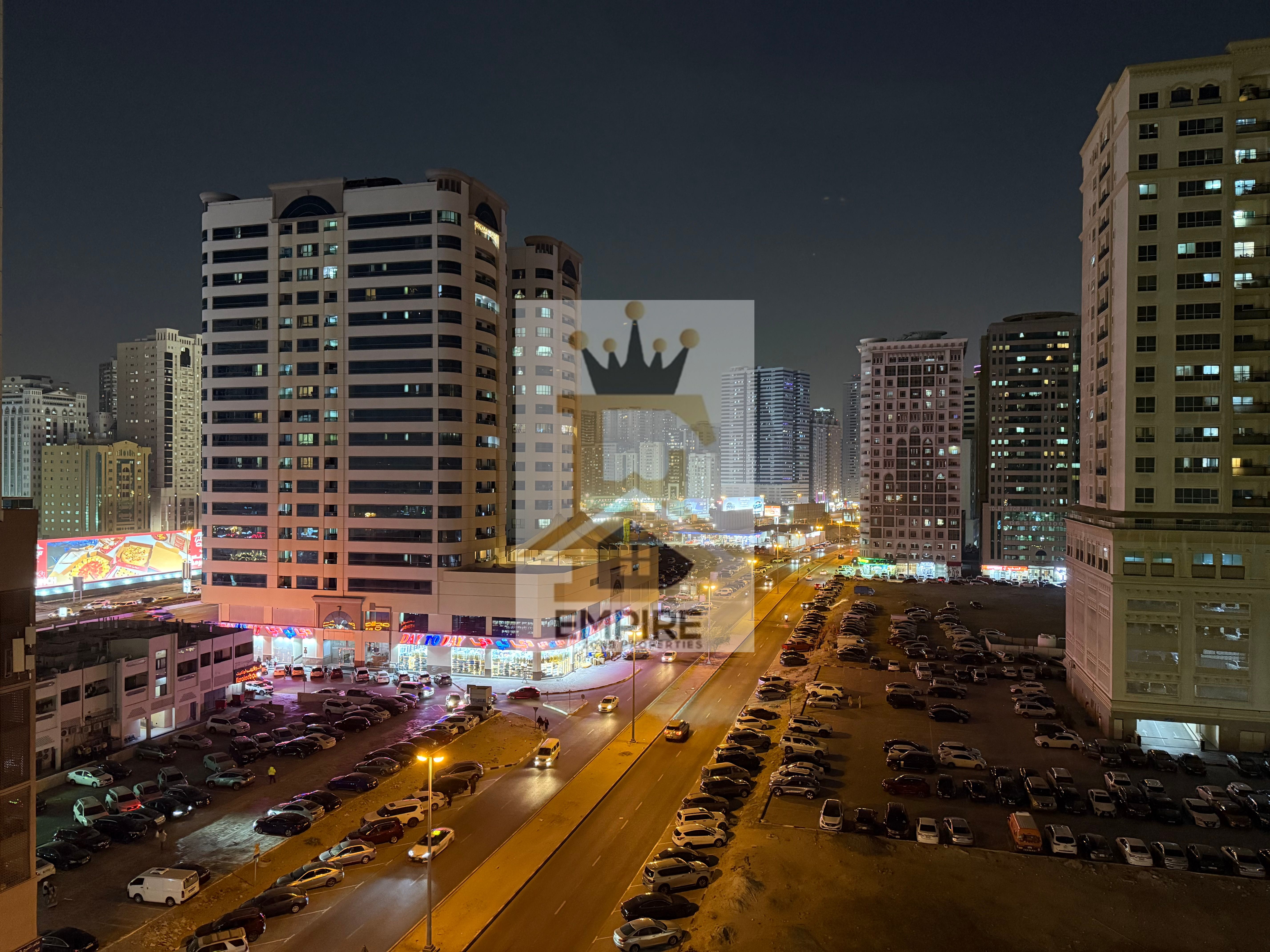 Easy exit to Dubai Free parking. Spacious bright apartment