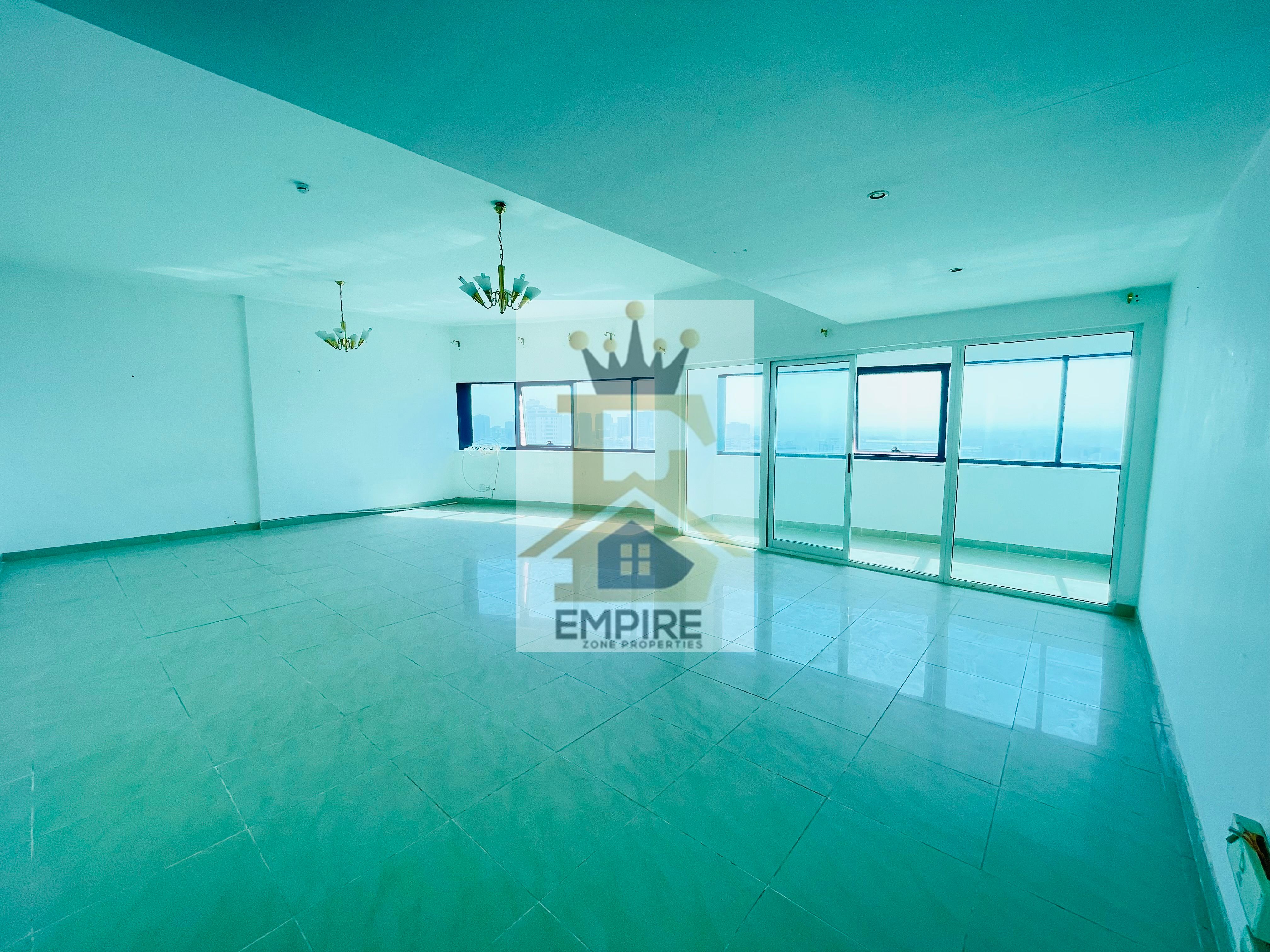 HUGE SPACES | PREMIUM AMENITIES | PARKING FREE | 15 DAYS FREE