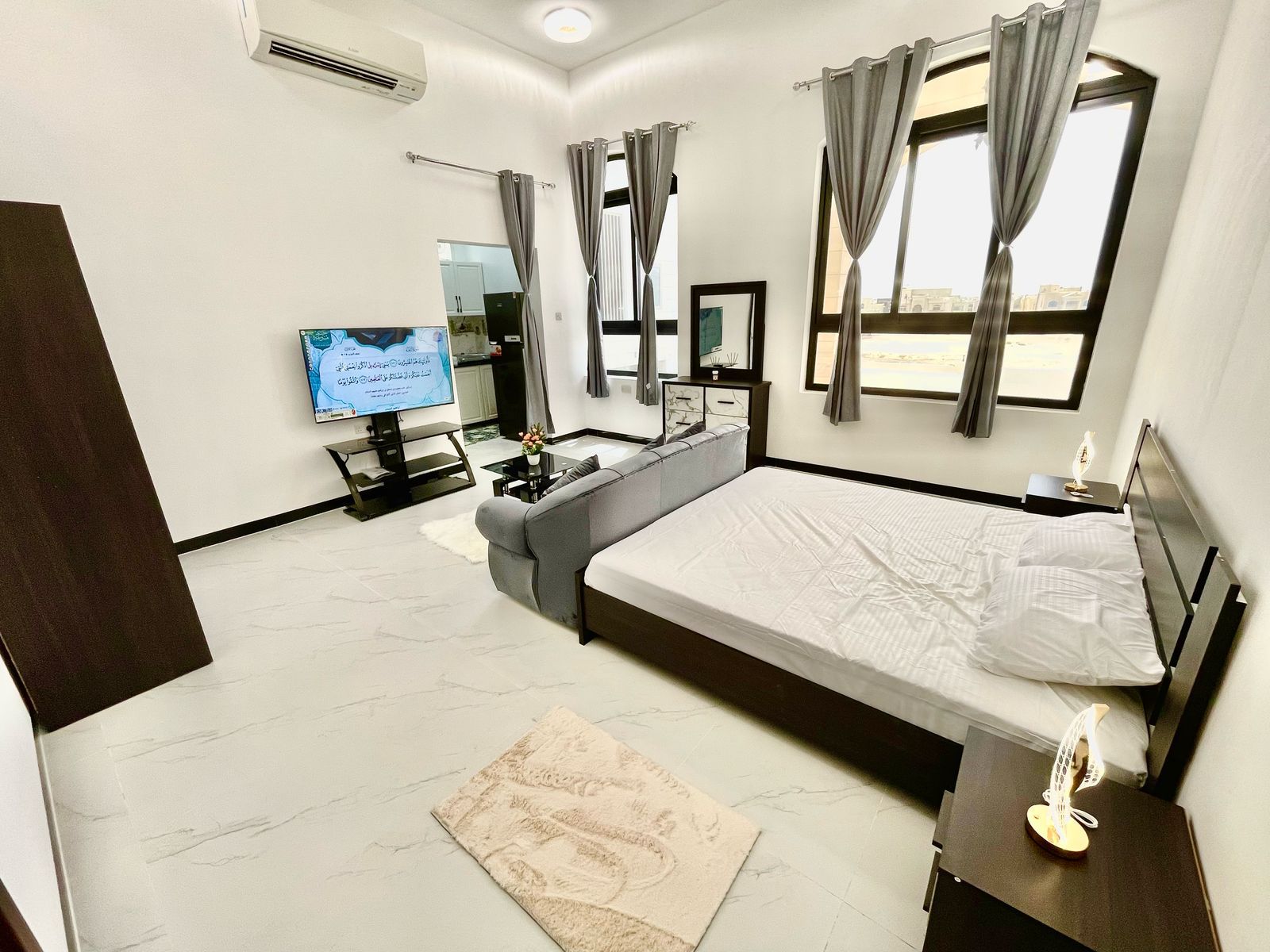 Full Furnished Studio|Sep Kitchen|4000-Monthly|Full Washroom| KCA