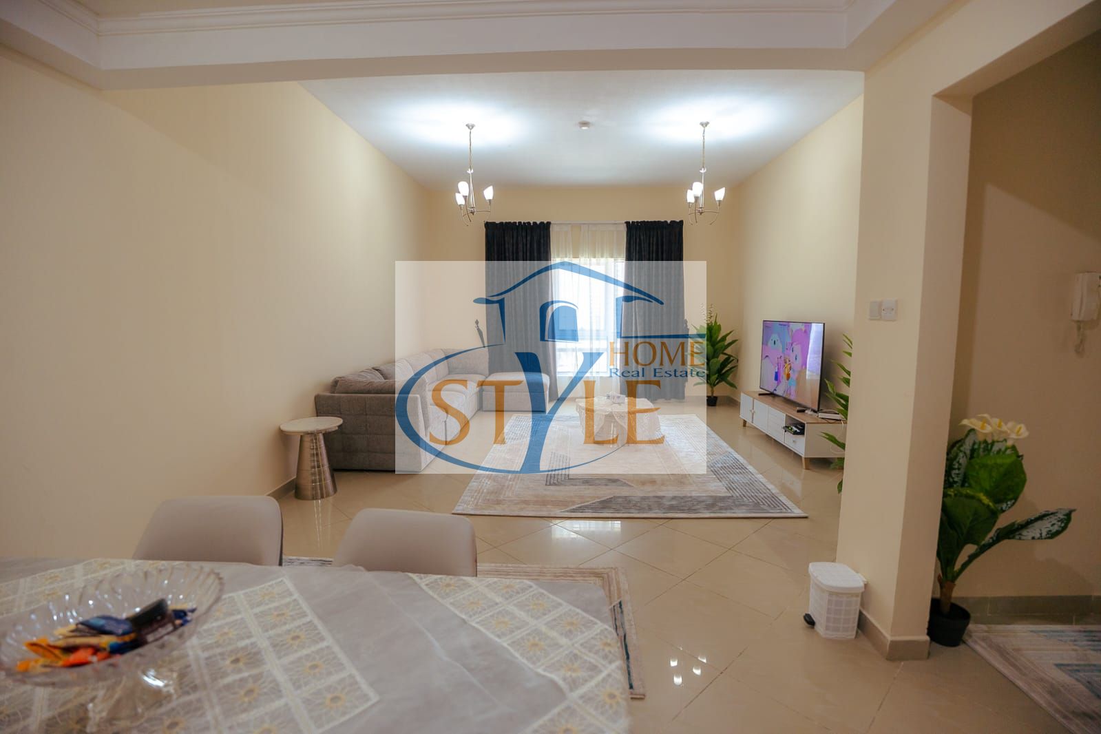 Two-bedroom apartment for sale in Al Majaz 1, prime location, easy direct access to the Corniche
