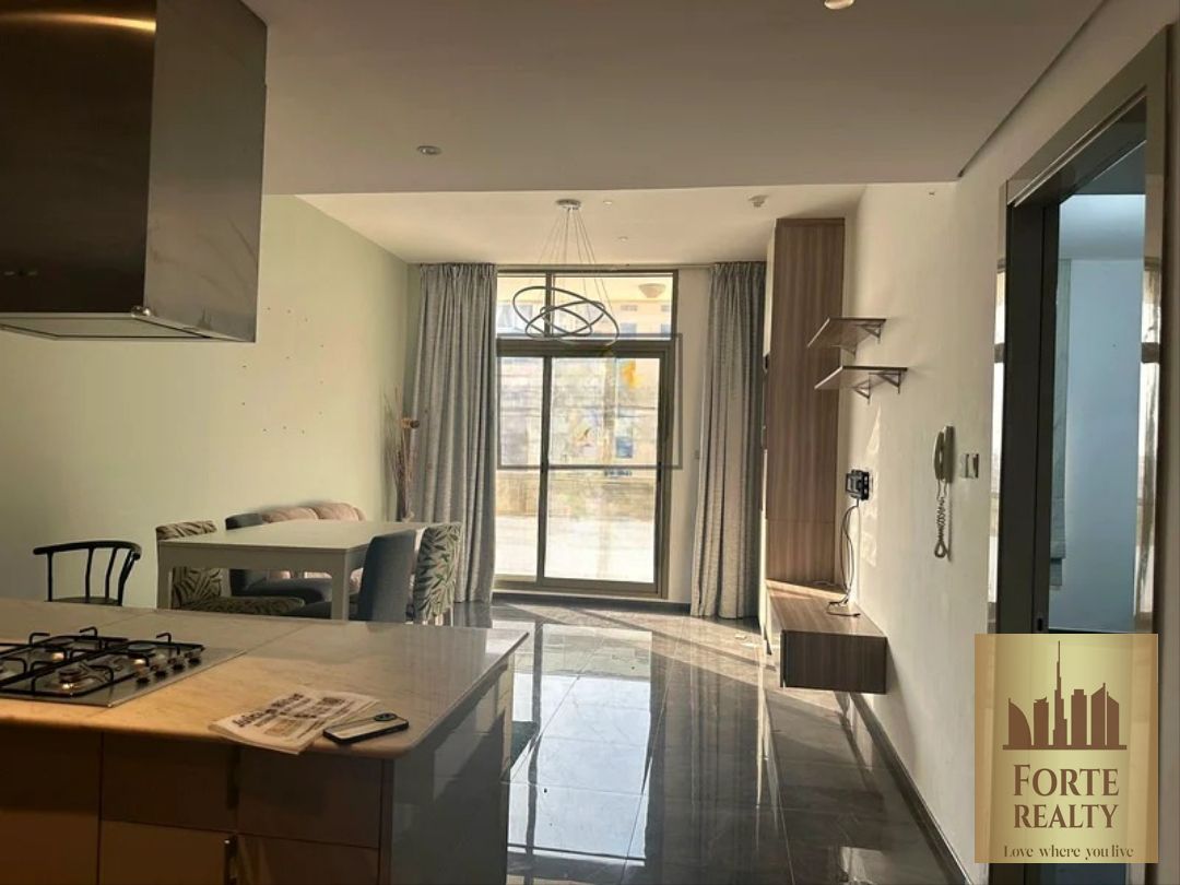 FURNISHED 1 BEDROOM | PRIME LOCATION | PRIVATE BALCONY