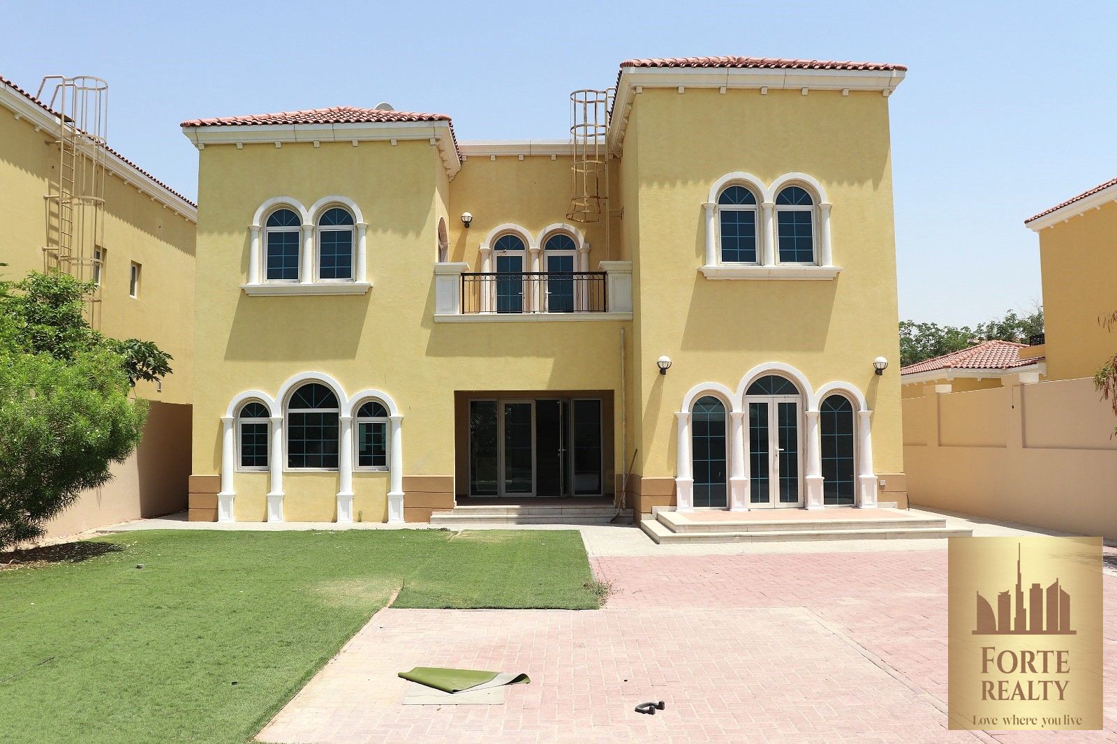 3 BR plus Maid | Private Garden | Prime location