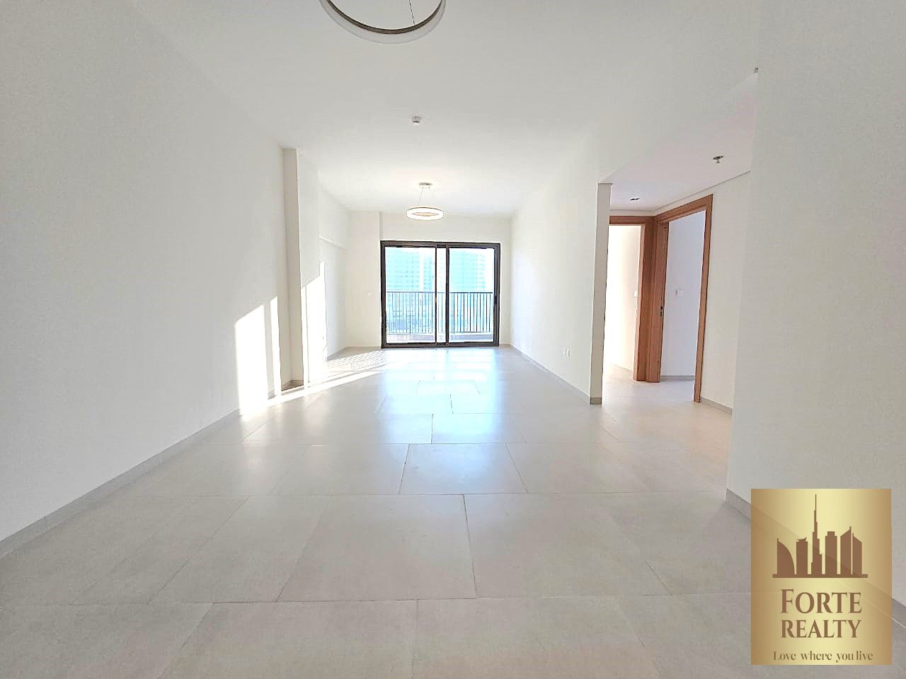 3 BHK + MAID'S ROOM UNFURNISHED | HUGE LAYOUT | VACANT