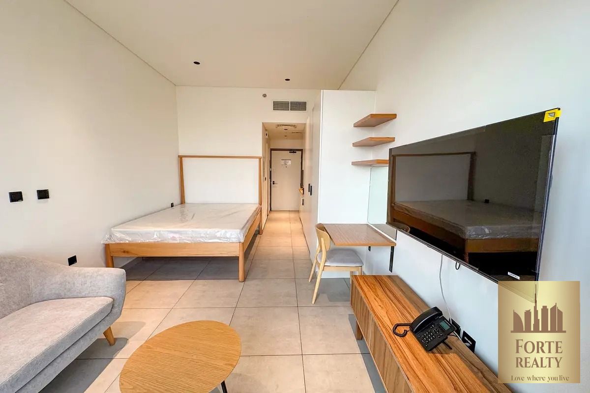 Studio Apartment | BRAND NEW | Community View
