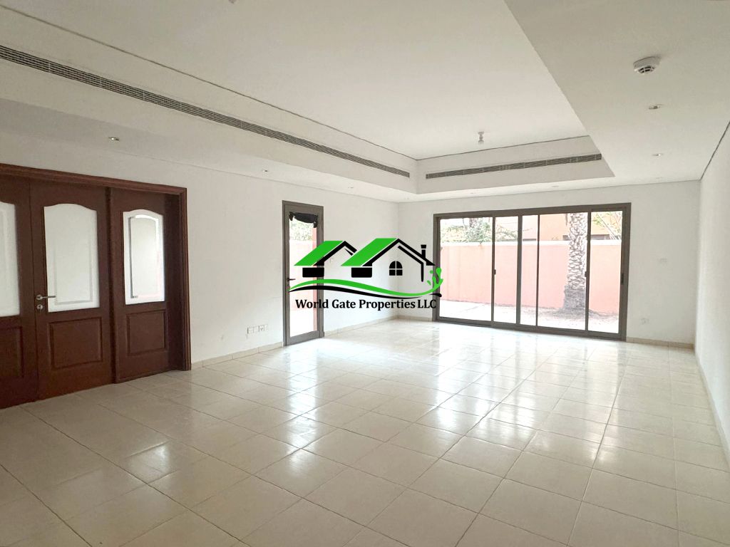 Prime Location Spacious Villa | Ready to Move |