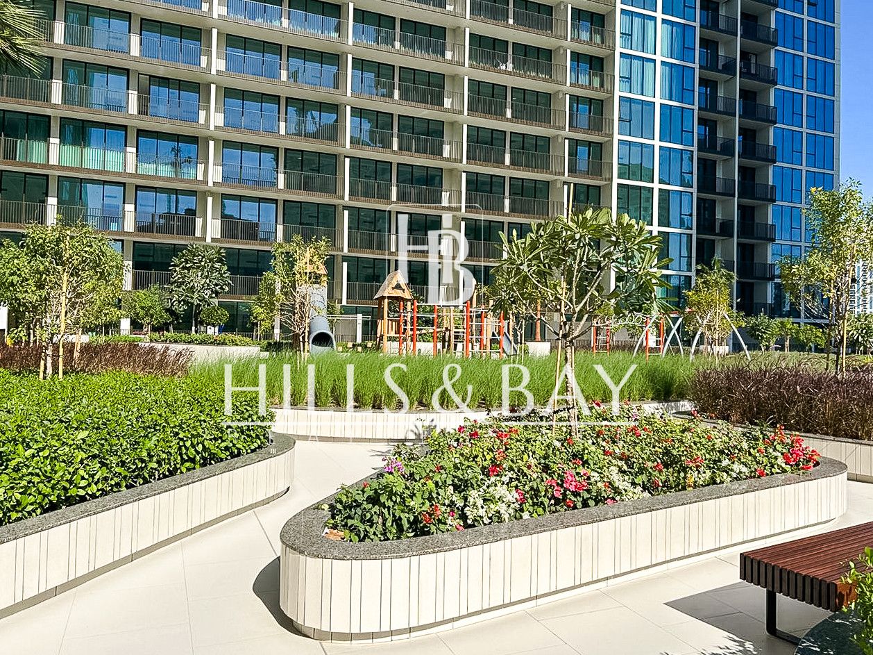 New Apartment | Amazing Multiple Views | 2 Parking