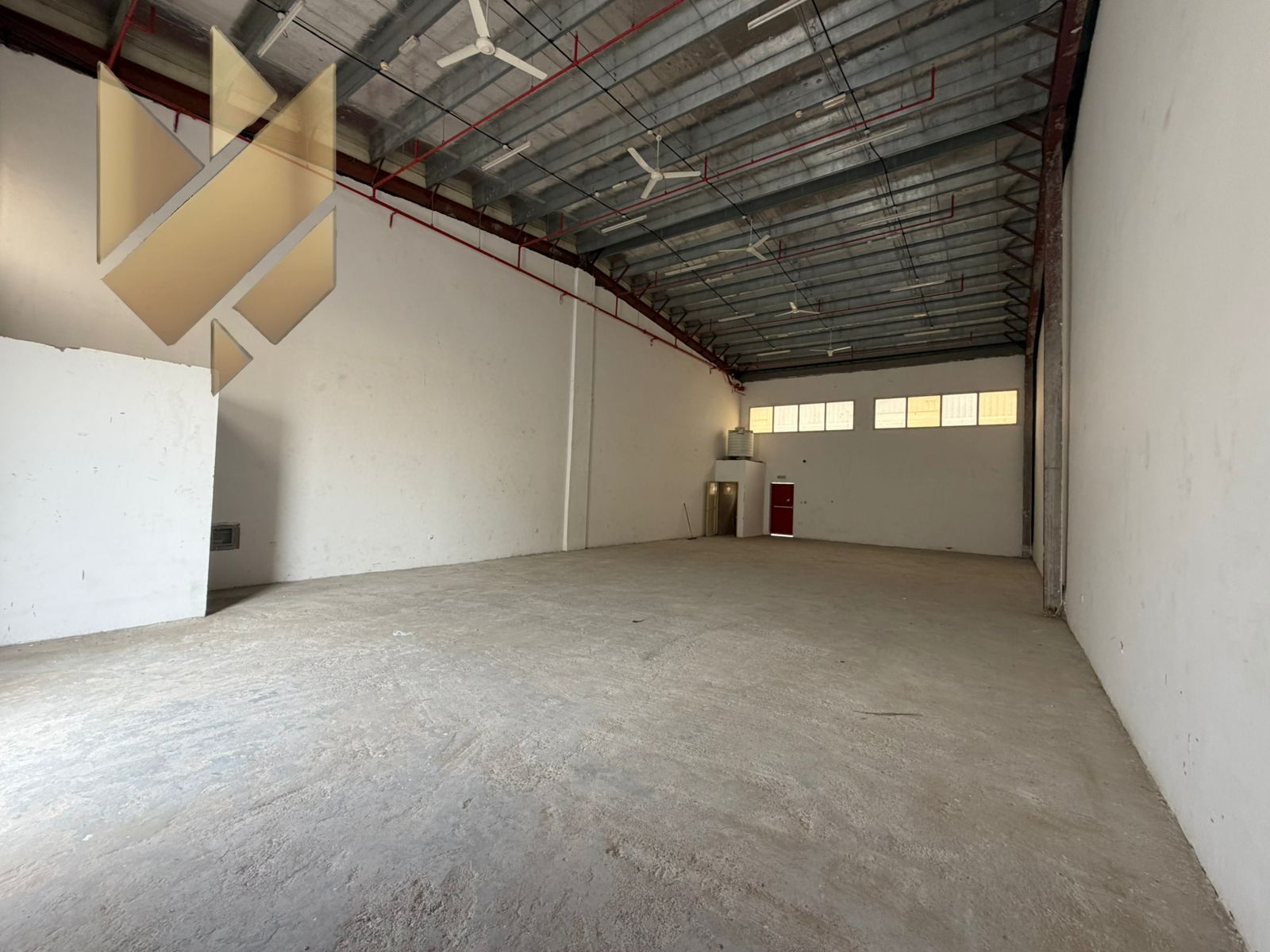 Warehouse for Rent in Industrial 18 – 2700 sq. ft