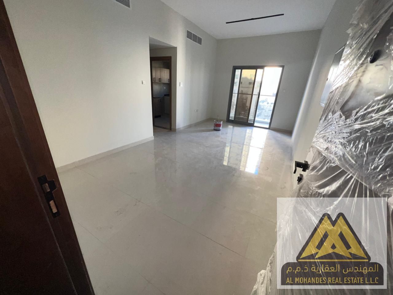 Bedroom Master Apartment for Rent in Al Nuaimiya 1 – Balcony