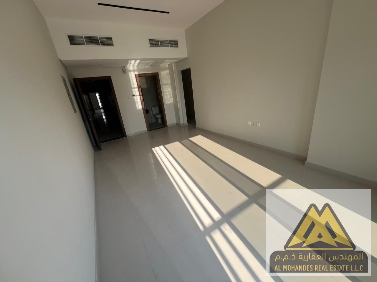 3 Bedroom Master Apartment for Rent in Al Nuaimiya 1 – Balcony – 4/6 Cheques