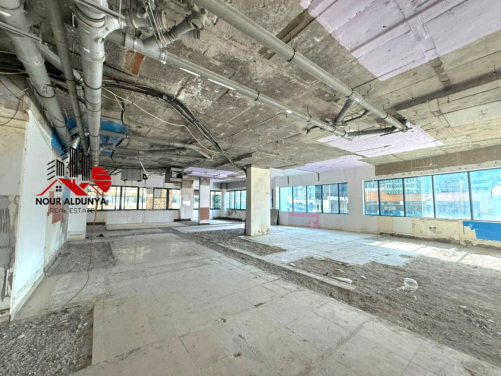 PRIME LOCTION // SHELL&CORE // 2400SQFT // OFFICE // BOOK NOW
