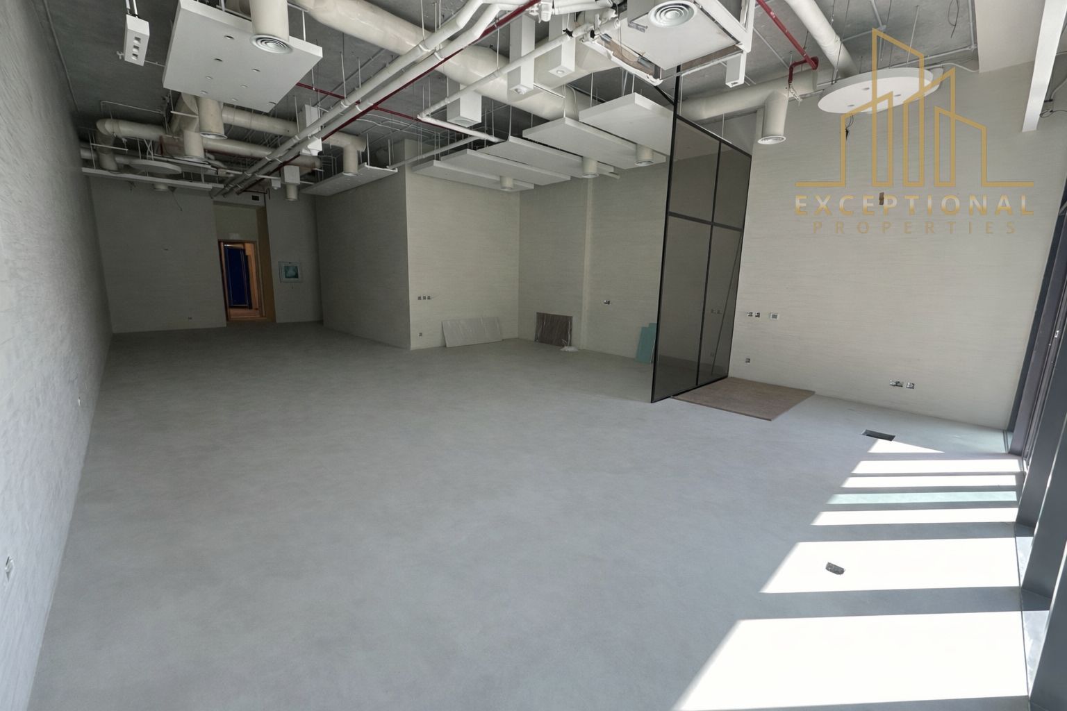 Grade A Tower || Spacious Layout || 2 Parking