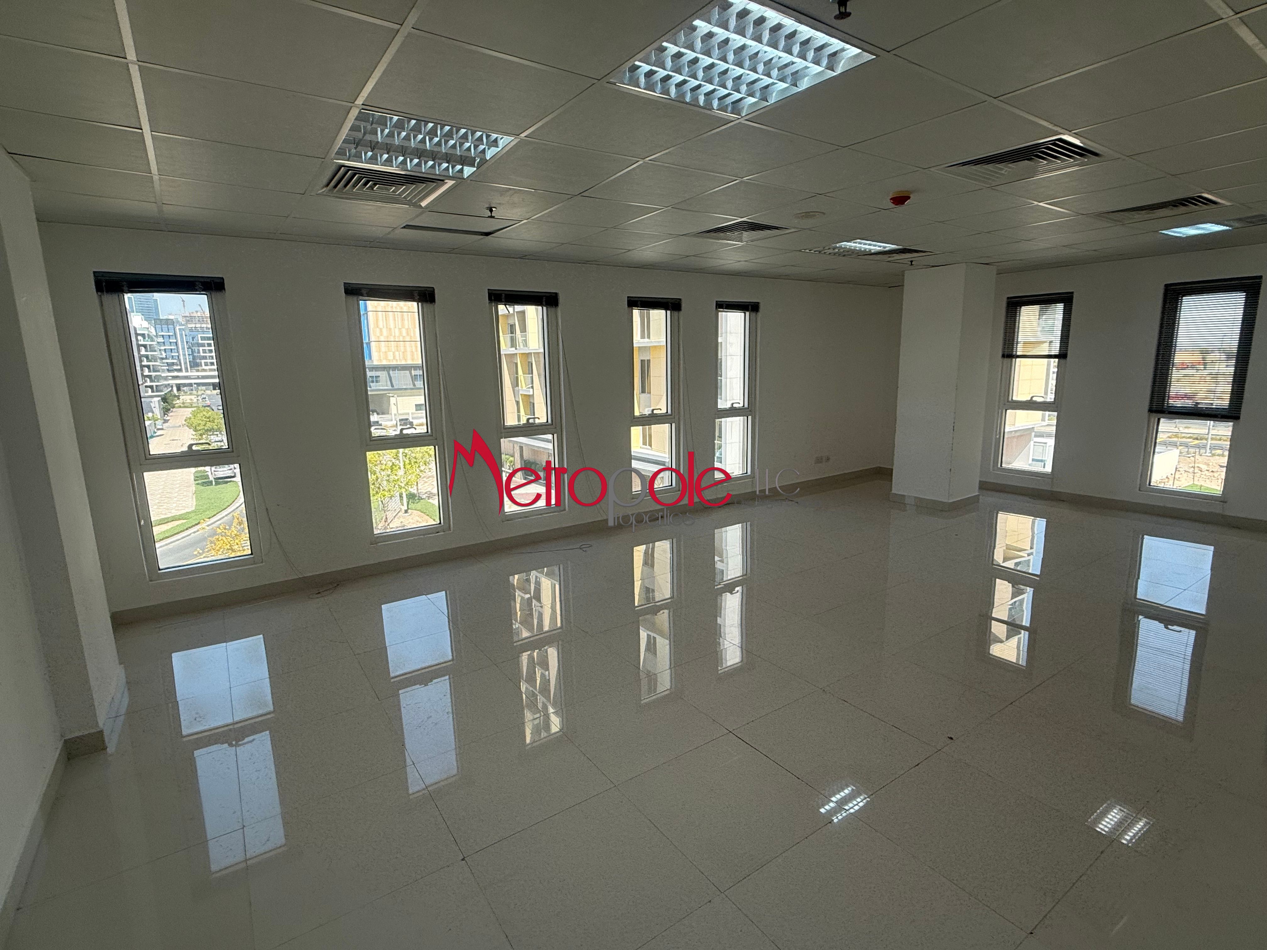 Ready to Move In | Prime Commercial Location
