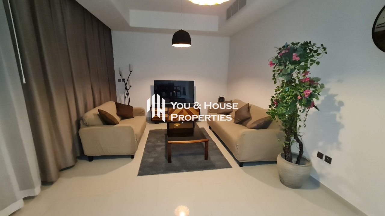 Townhouse 3 bedrooms all in suite + Maid room I Fully Furnished I Single Row I 2 Cheques