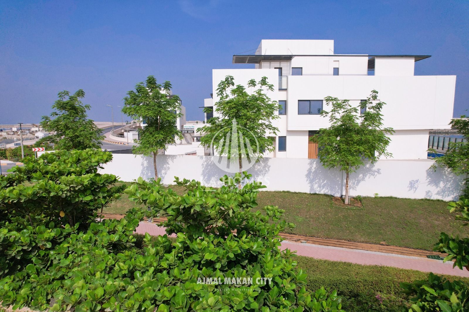 An exceptional living experience | 3-bedroom villa on an island combining privacy and luxury