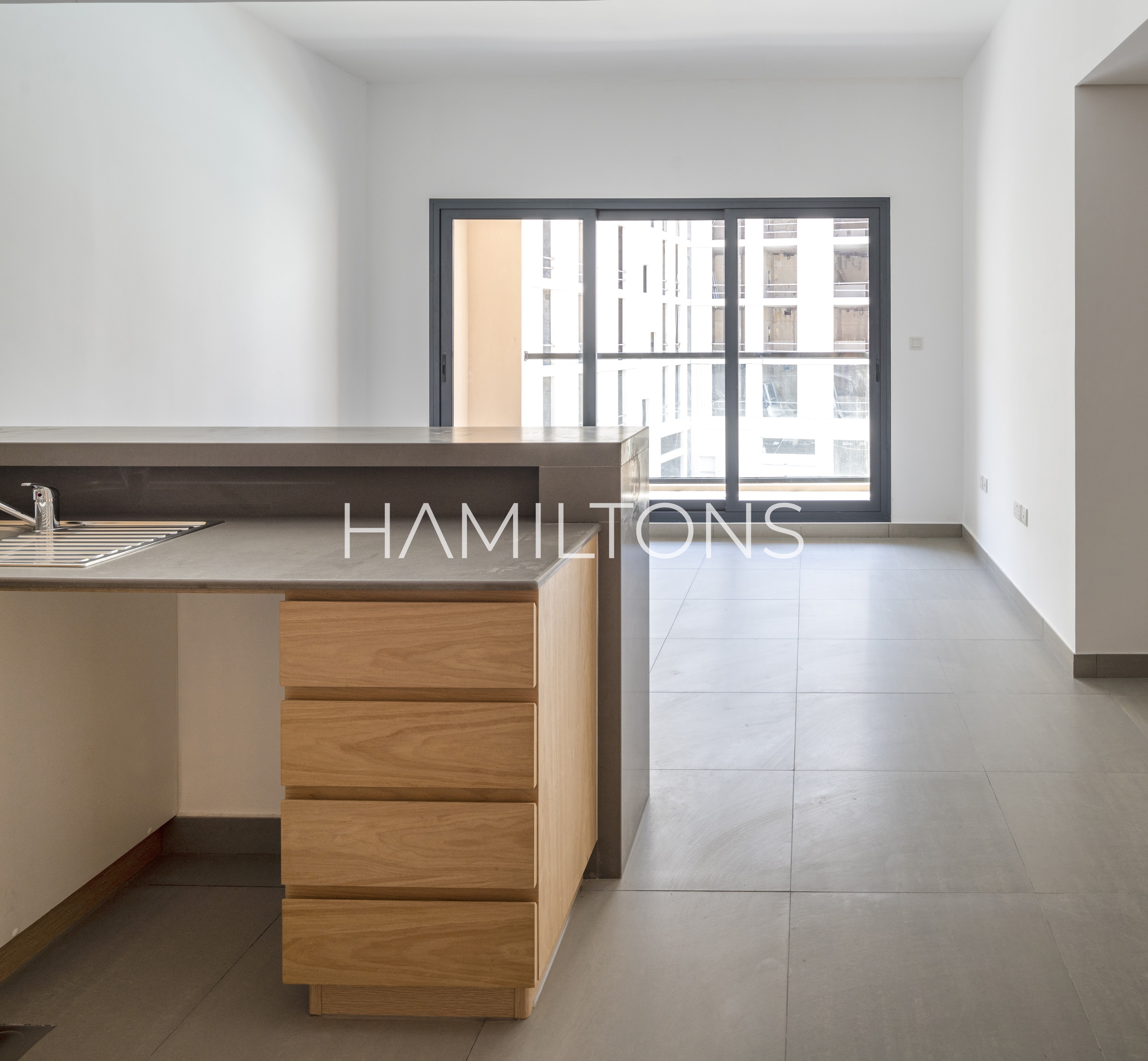 Smart Apartment for Sale | Prime Location | Resale