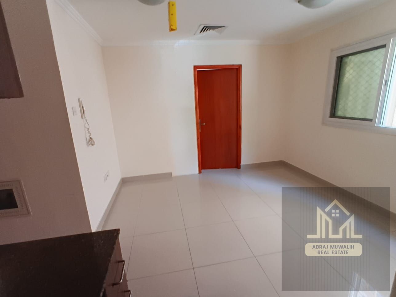Very good one bedroom hall