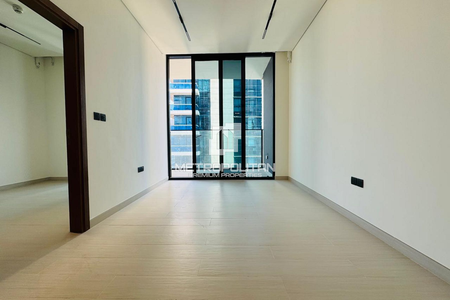 Spacious 1BR | Canal View | High ROI | Vacant