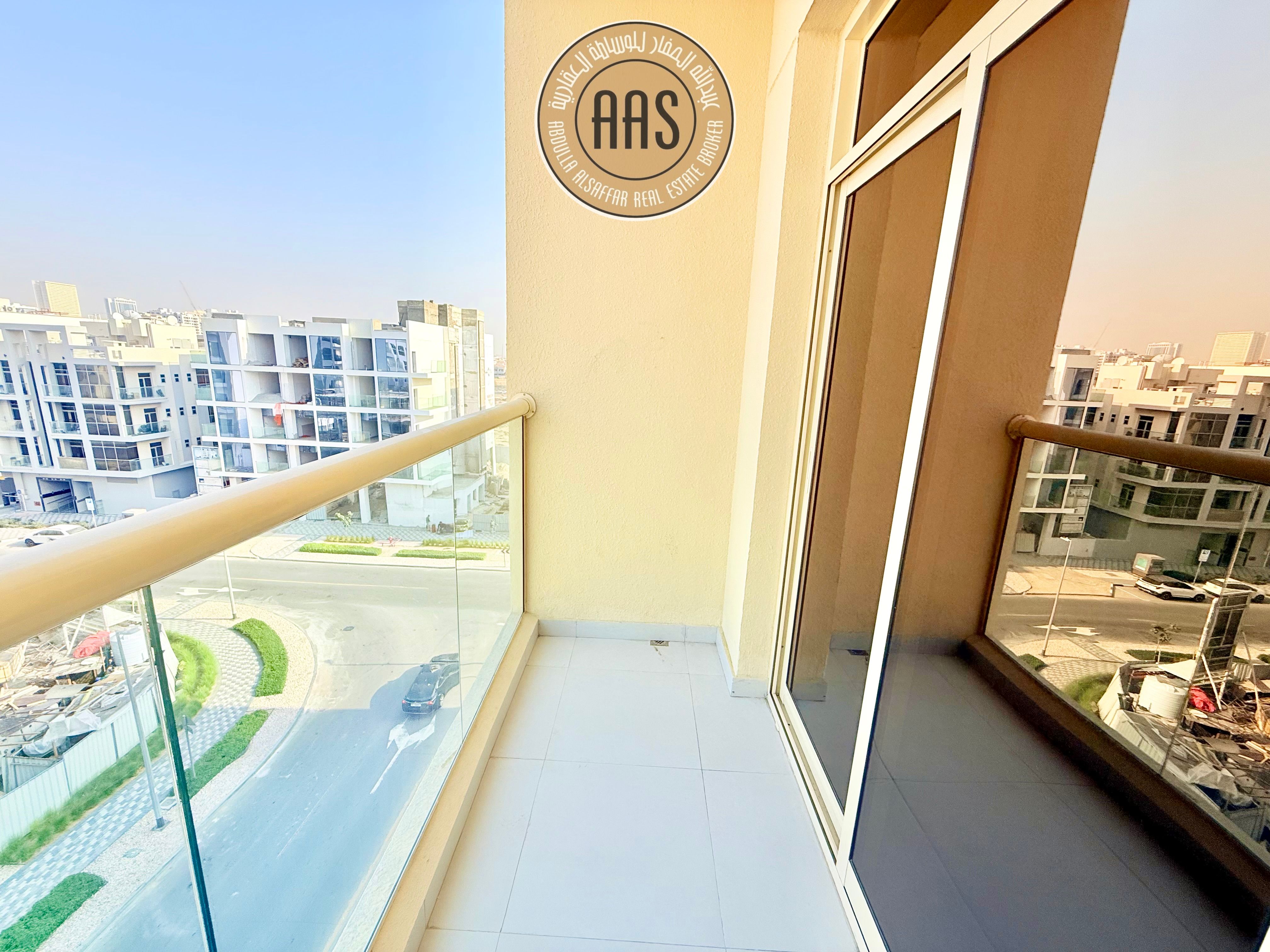 Brand New Stunning 1BHK Closed Kitchen Available