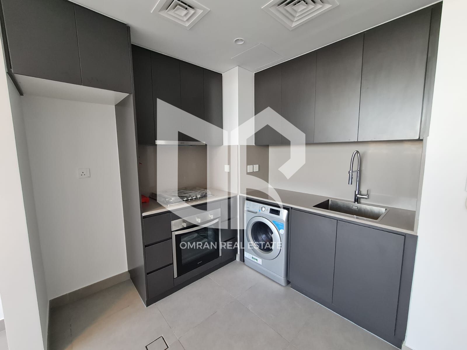 Excellent investment opportunity: Ready-to-move-in, rented one-bedroom apartment in Aljada, Sharjah