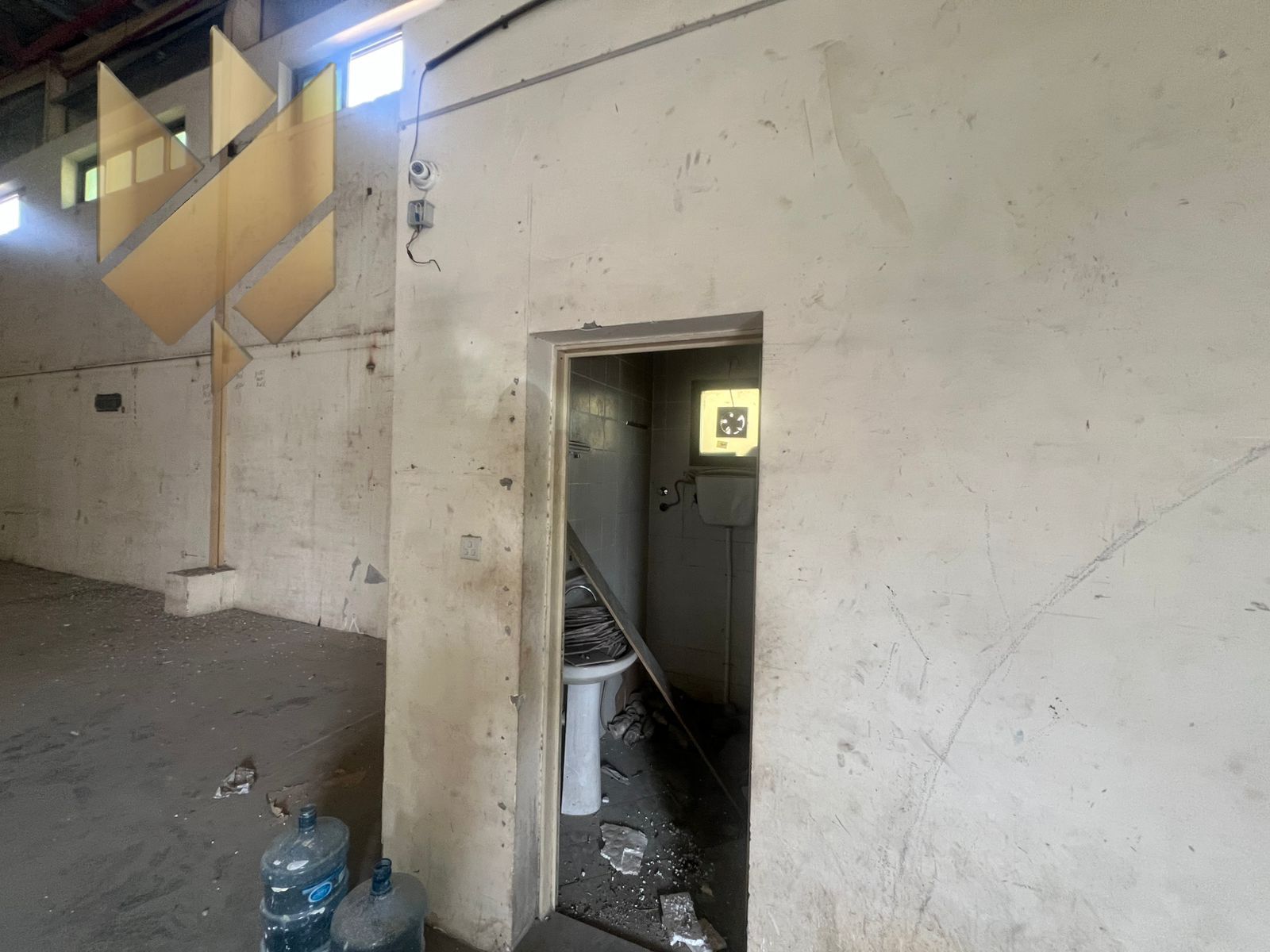 Annual Rent Warehouse 2000 Sqft – Industrial 10