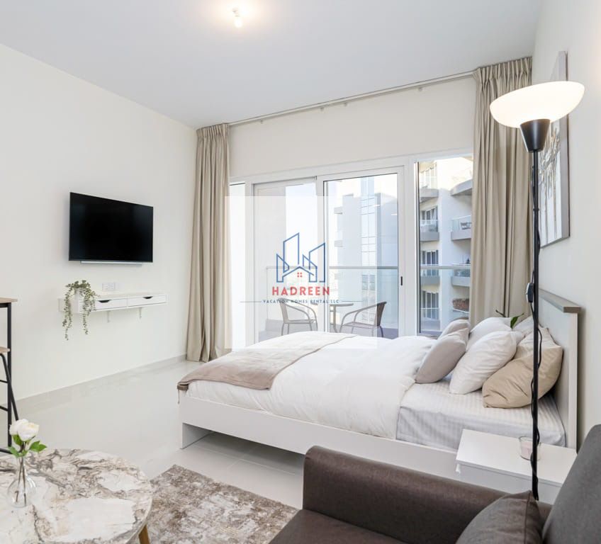 MODERN FULLY FURNISHED STUDIO APARTMENT AVAILABLE IN VIRDIS TOWER C