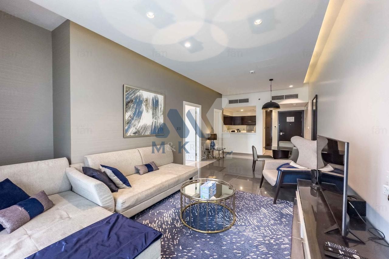 Near Bus Stop / Fully Furnished / Vacant Now