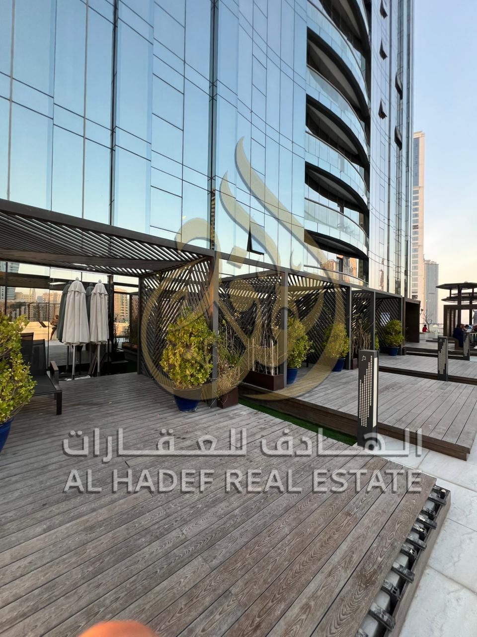 2-Bedroom Apartment with Side View – Al Mamzar Spacious 2-bedroom apartment located in Al Mamzar, one of the most desirable areas near the wa