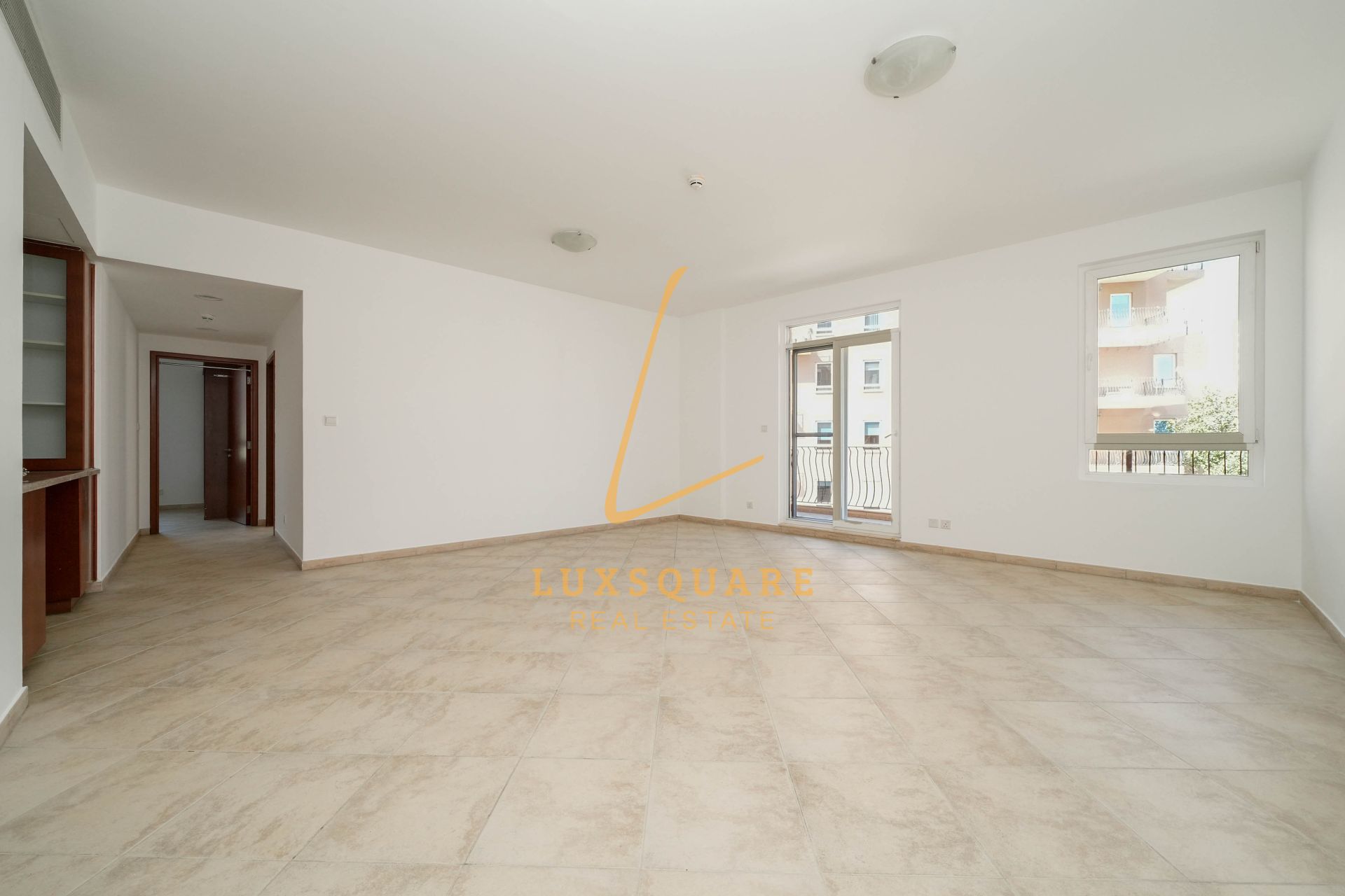 PRIME LOCATION | SPACIOUS UNIT | GREAT LAYOUT