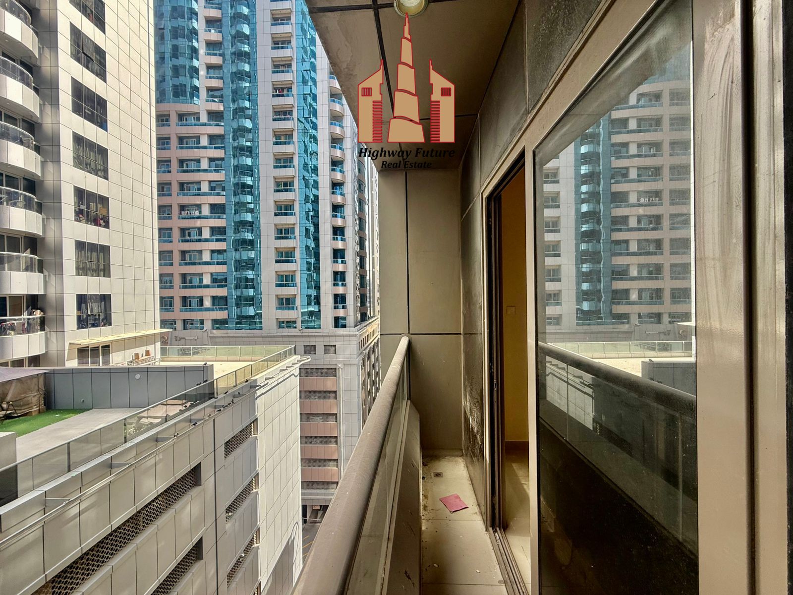 Spacious 2bhk apartment with free parking gym and swimming pool