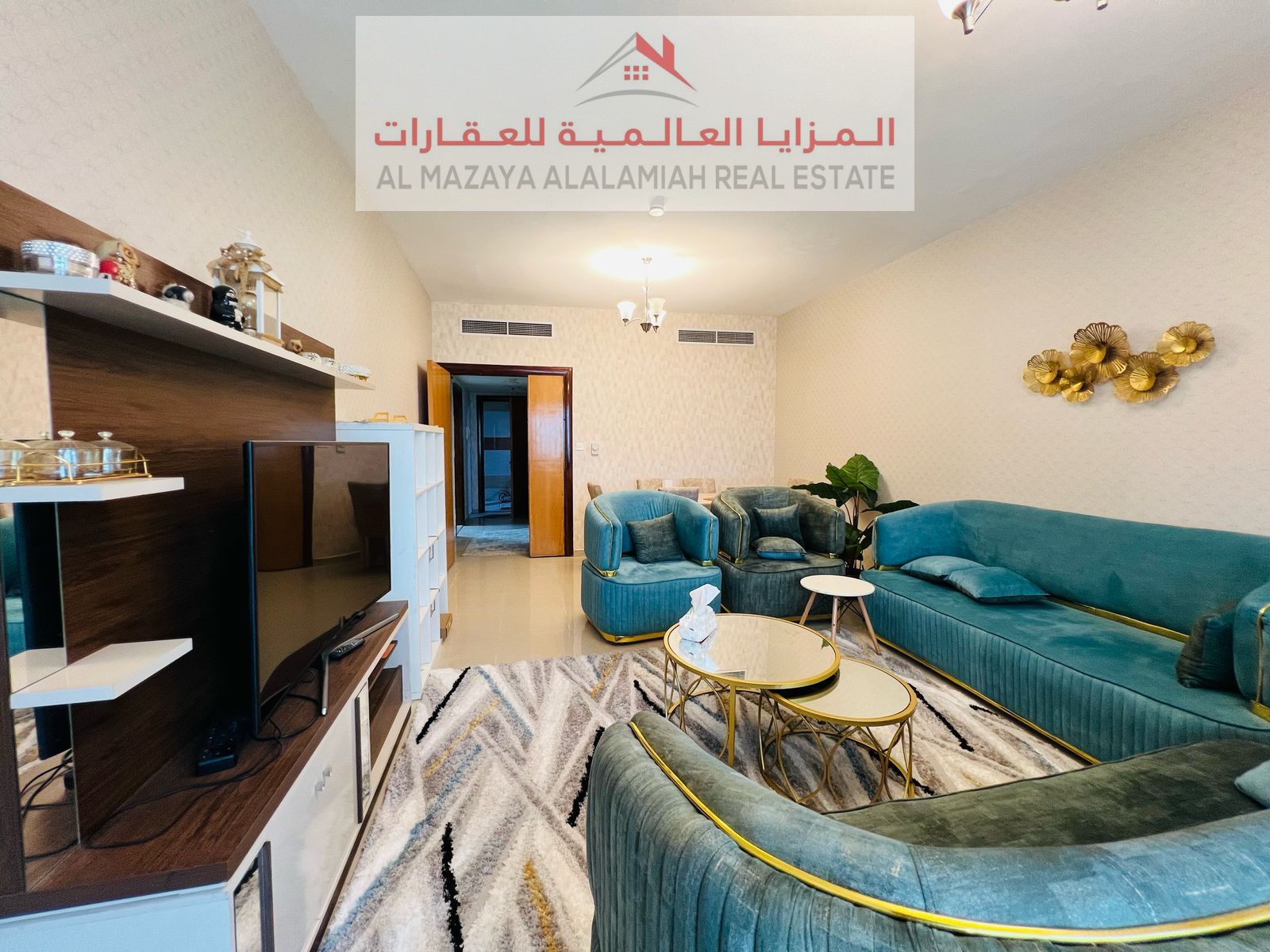 For rent monthly - fully furnished One-bedroom apartment and living room with hotel furniture - Sharjah - Al Taawun - with internet